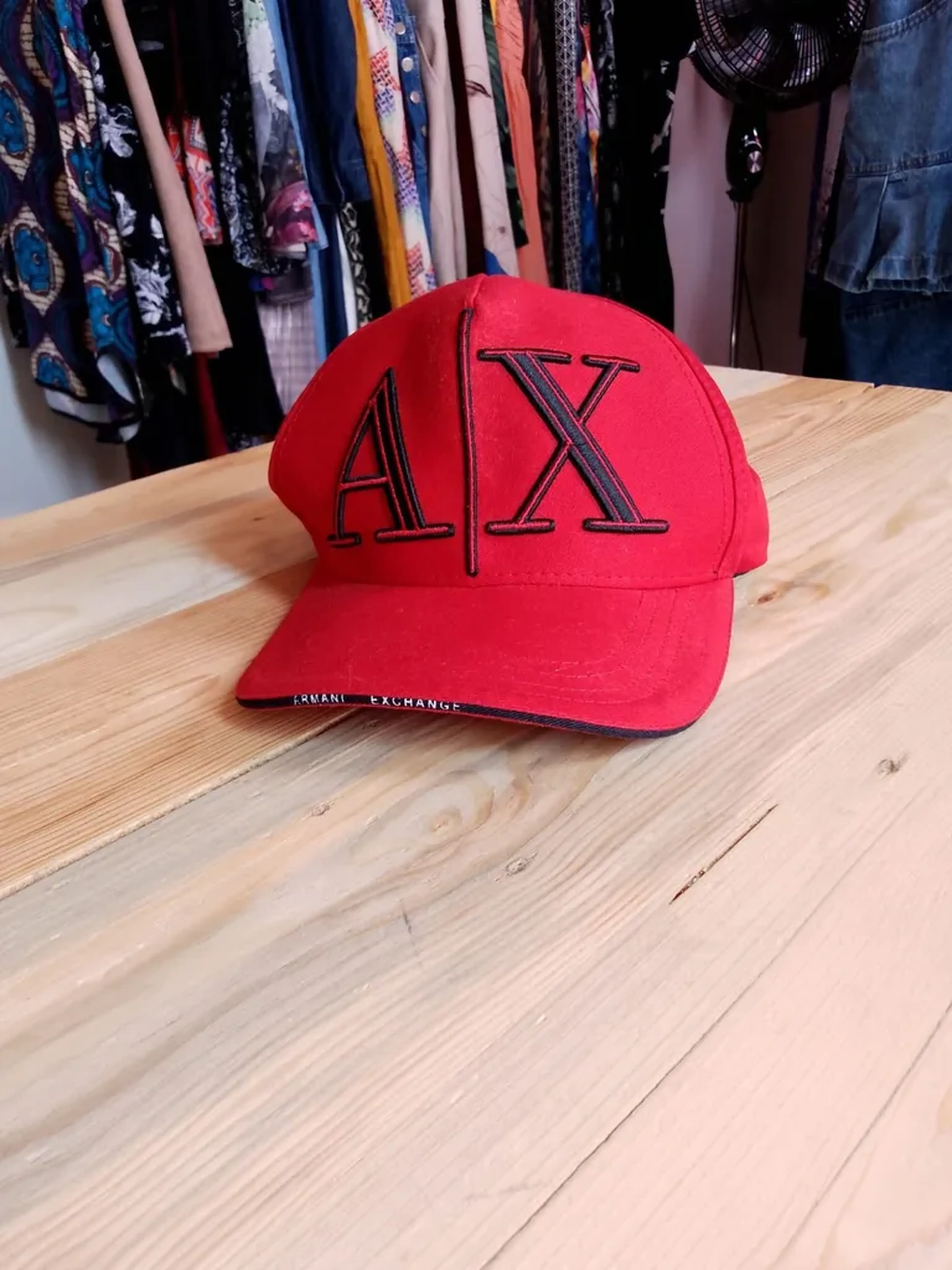 Boné Armani Exchange imagem