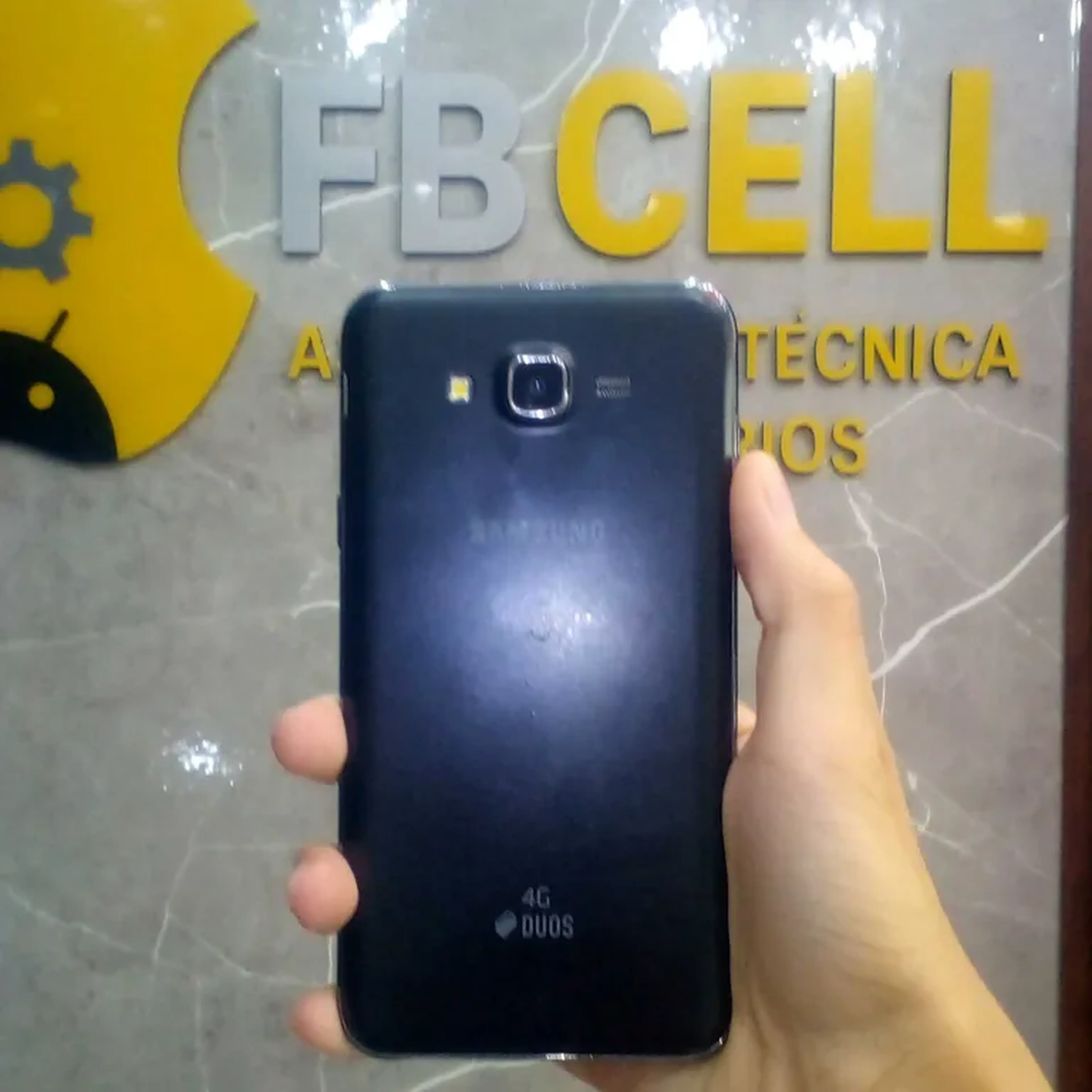 Samsung Galaxy J7 imagem