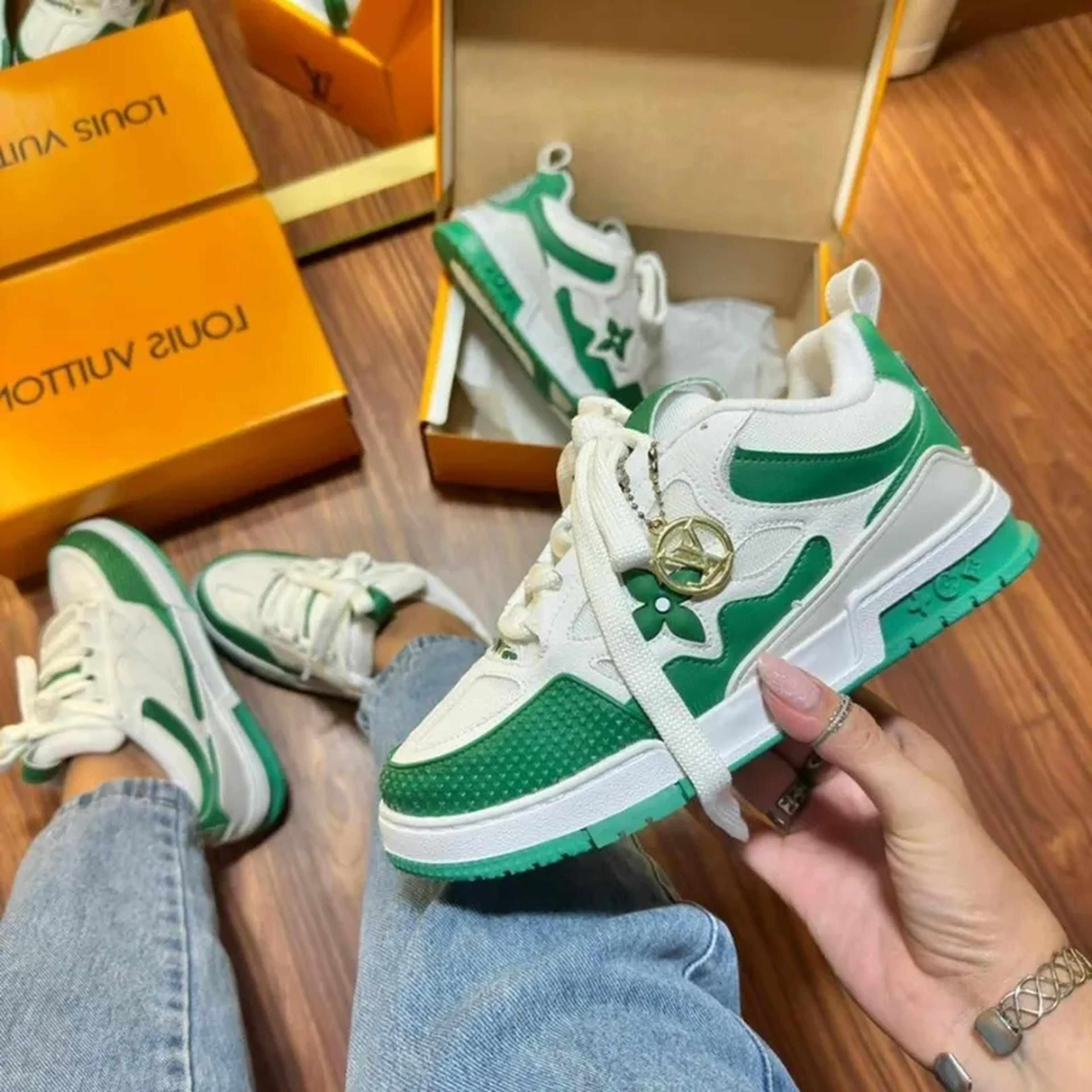Louis Vuitton Skate P Verde e Branco imagem