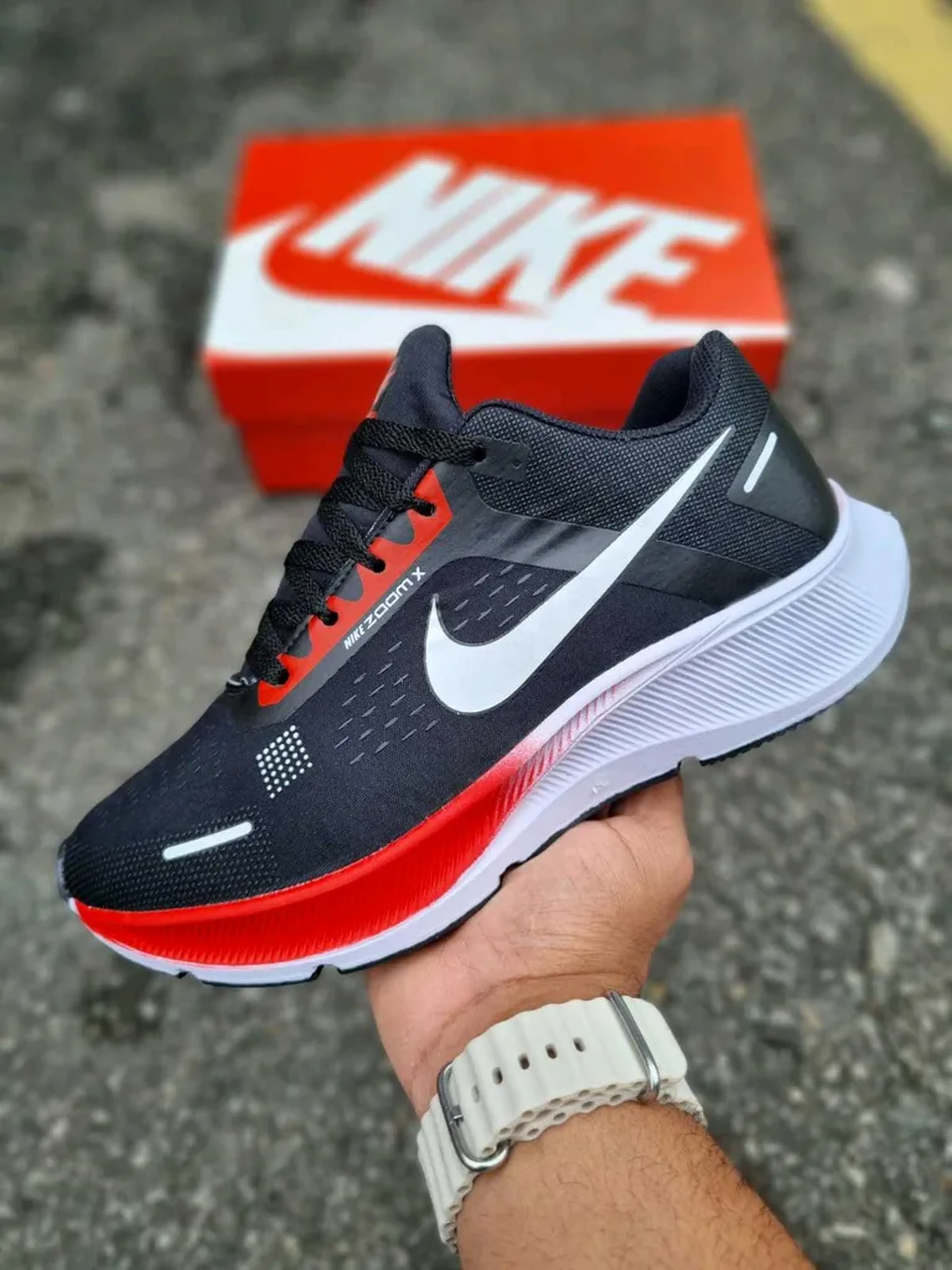 Tênis Esportivo imagem