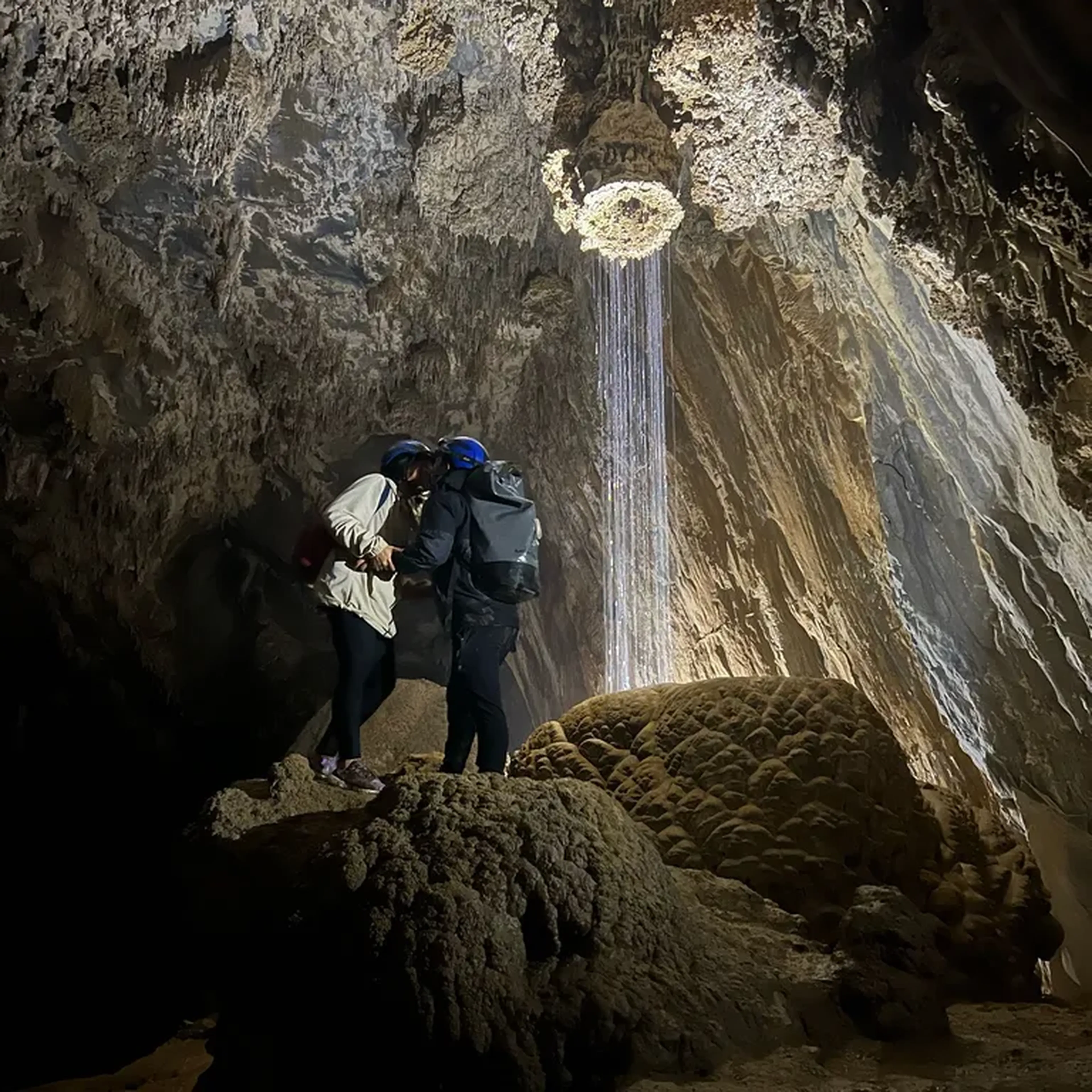 (22-11) Caverna Tememina no Petar imagem