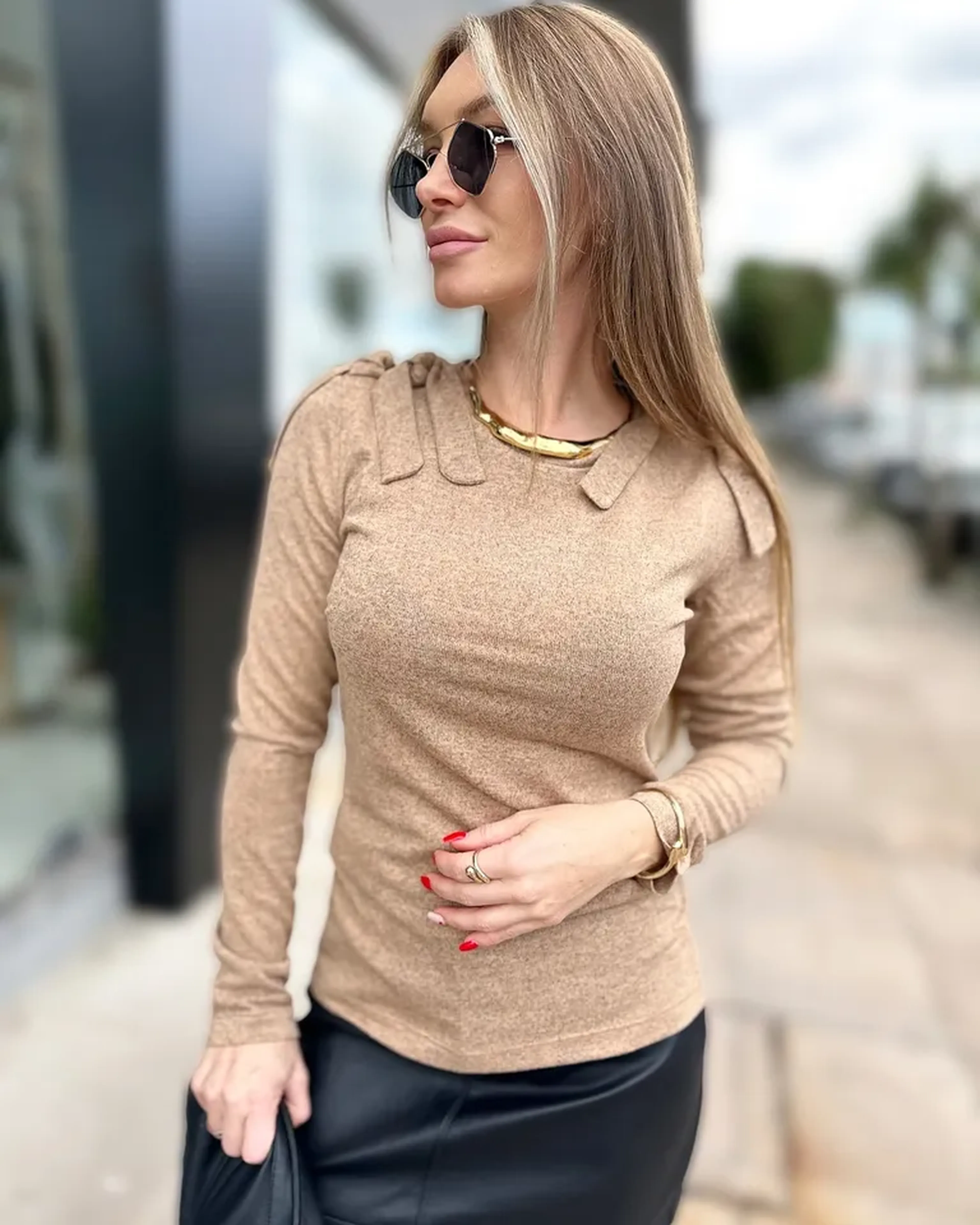 BLUSA MALHA WINTER AMARRAÇÕES OMBRO imagem