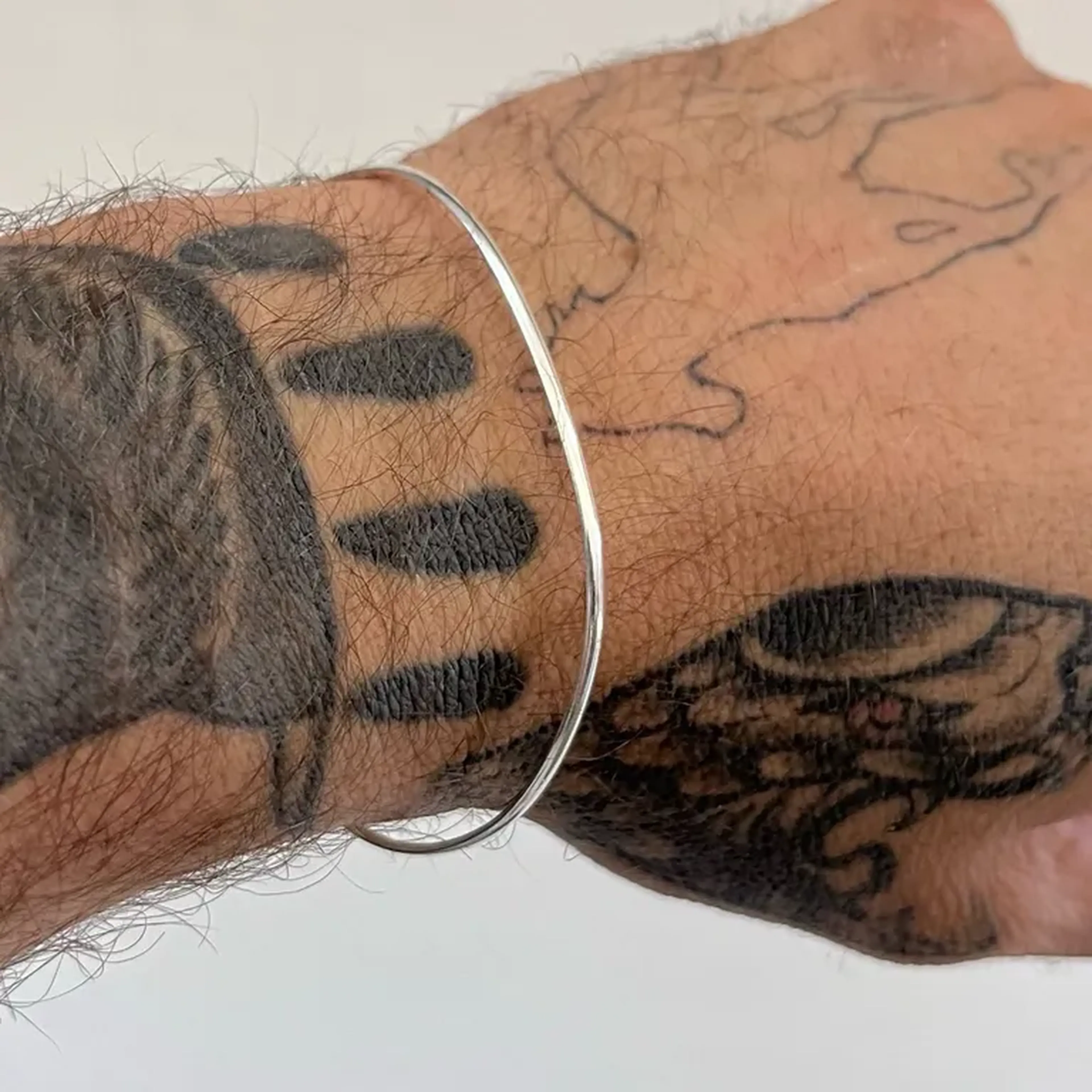 Bracelete Slim em prata ÚLTIMAS PEÇAS imagem