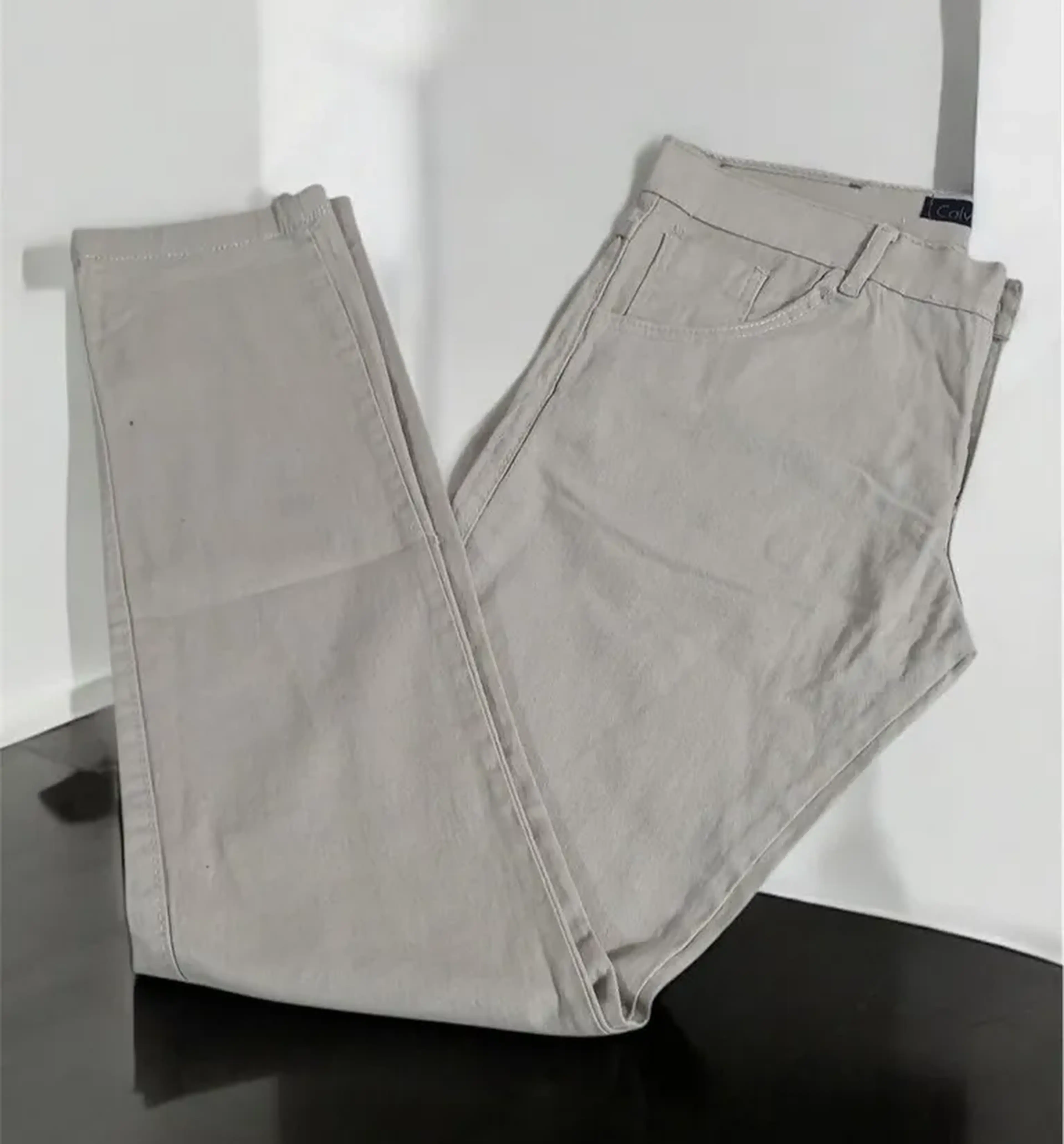 Calça jeans skinny imagem