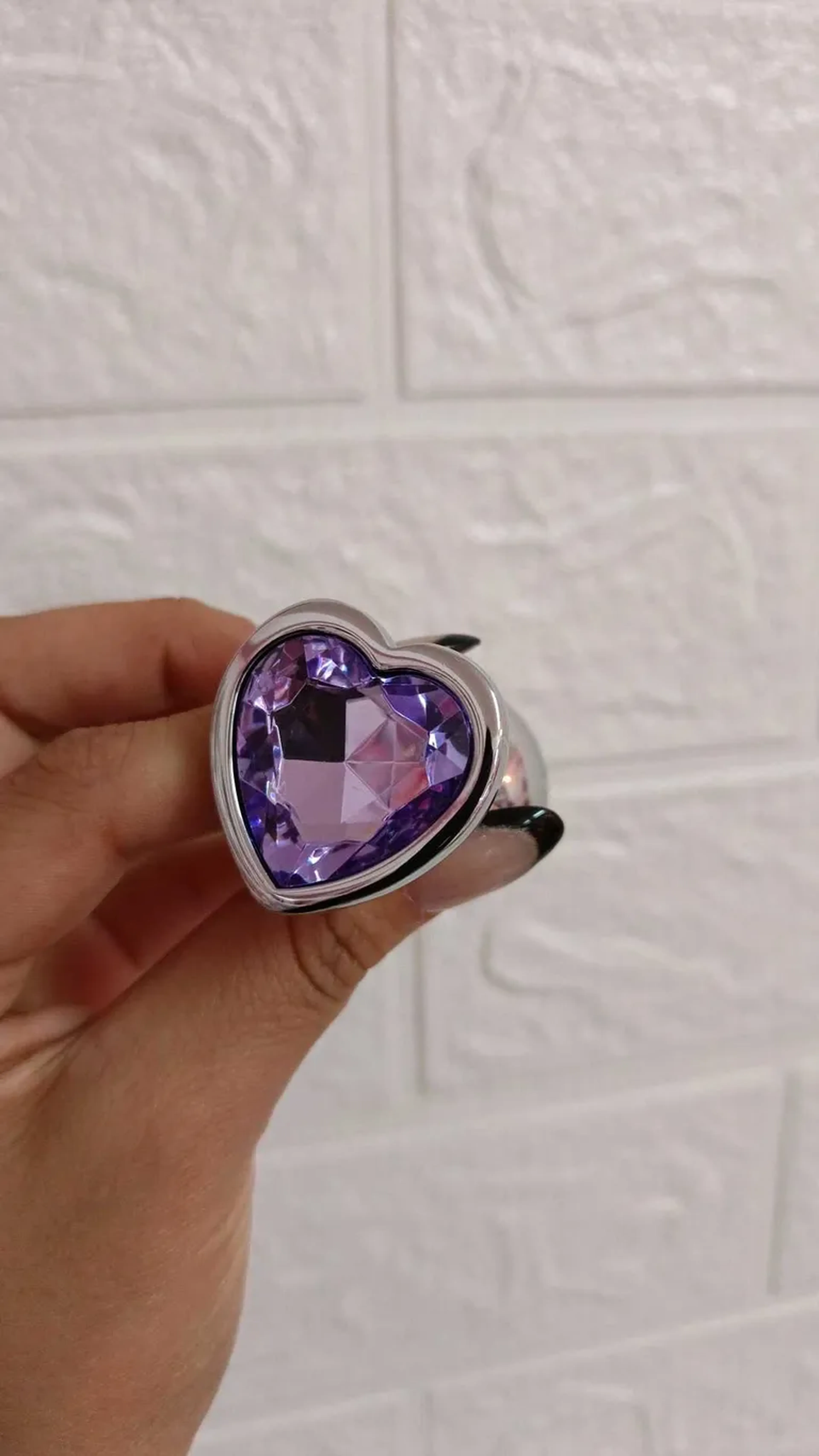 PLUG ANAL M - CORAÇÃO LILAS imagem