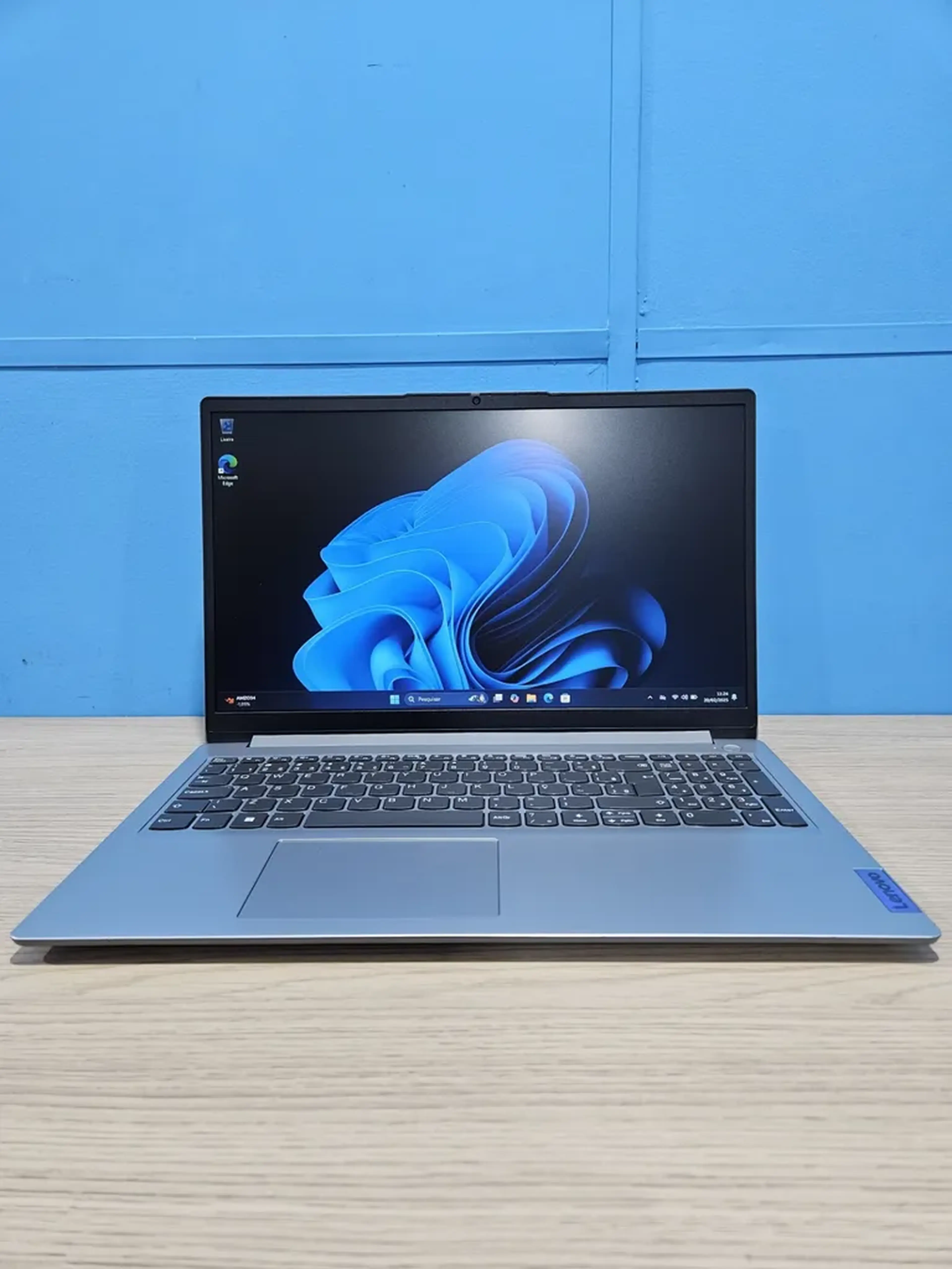 Notebook Lenovo Dual Core N4020 Ram 4Gb SSD 128Gb Tela 15.6 HD W imagem