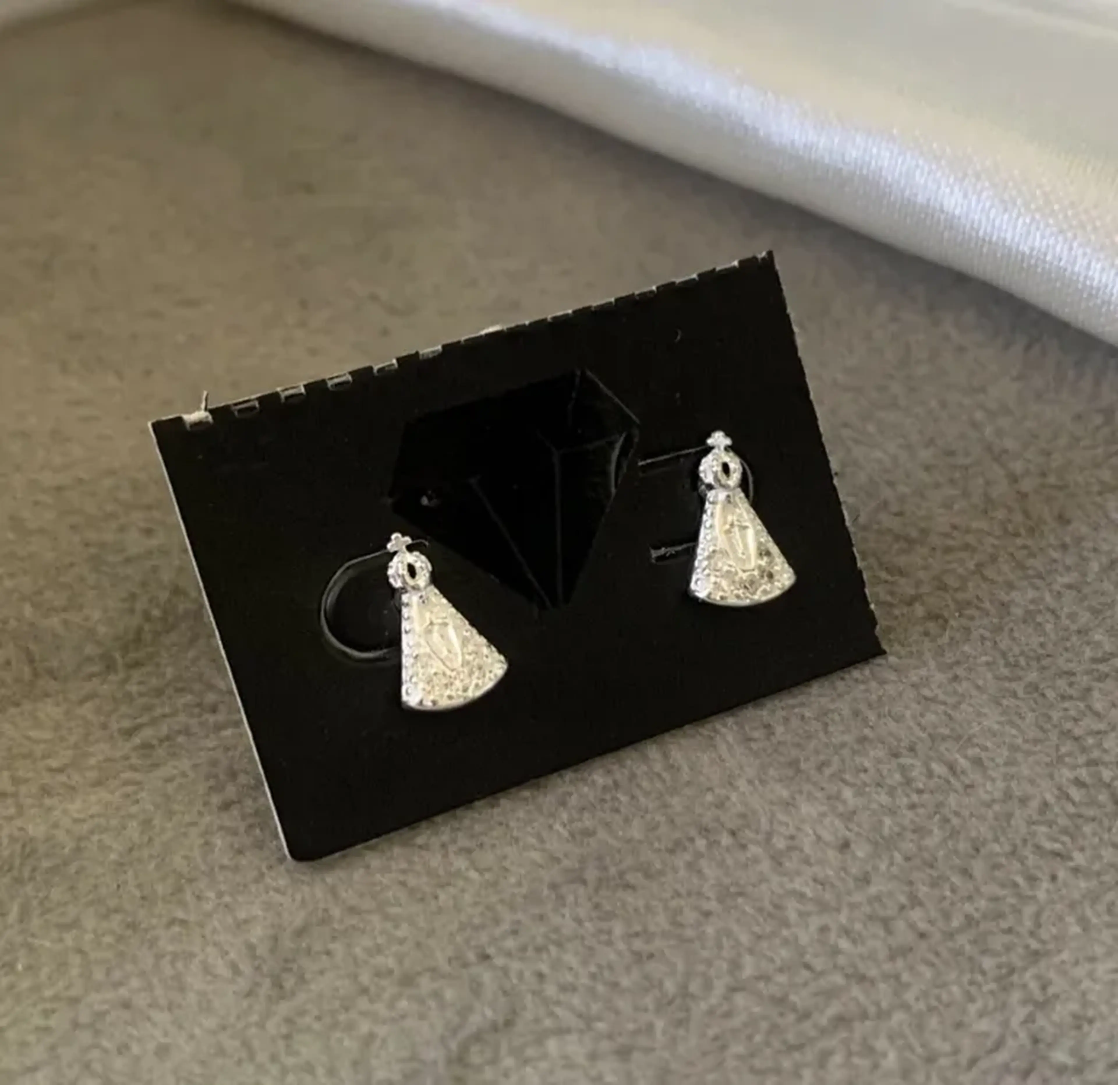 Brinco Nossa Sra. Aparecida Cristal PRATA 925 imagem