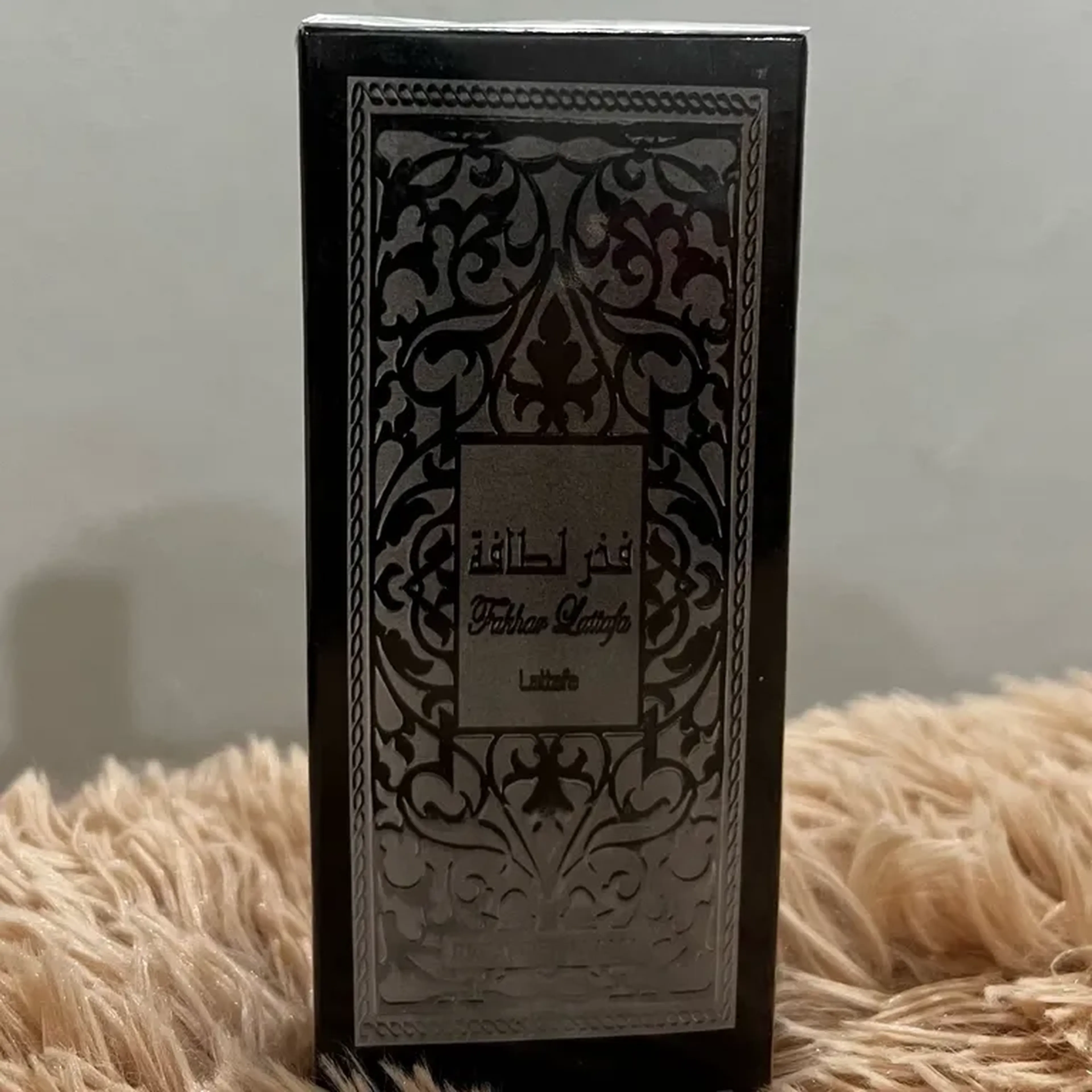 Fakhar Black (contratipo 50ml) imagem