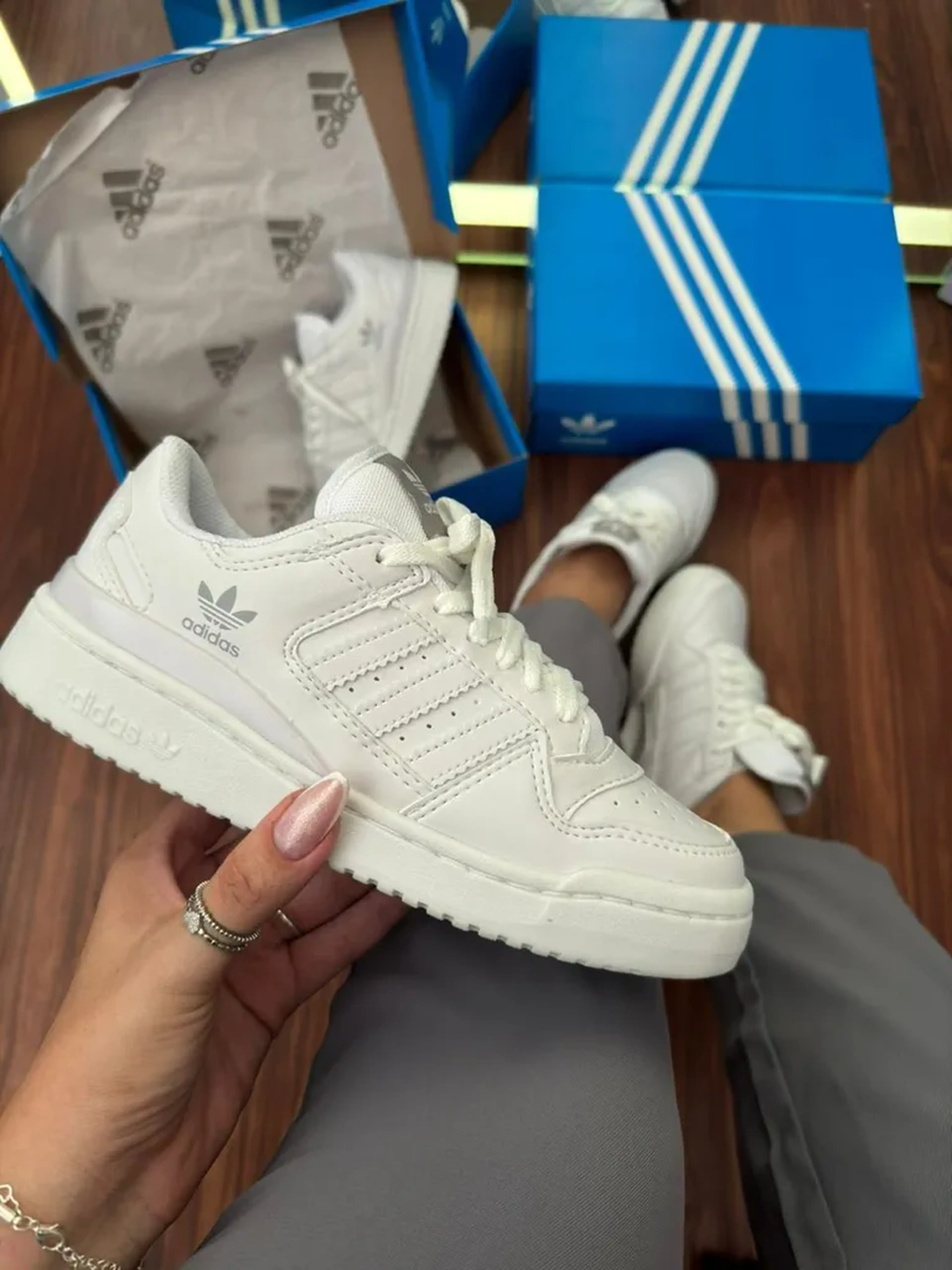 Adidas Forum Low imagem