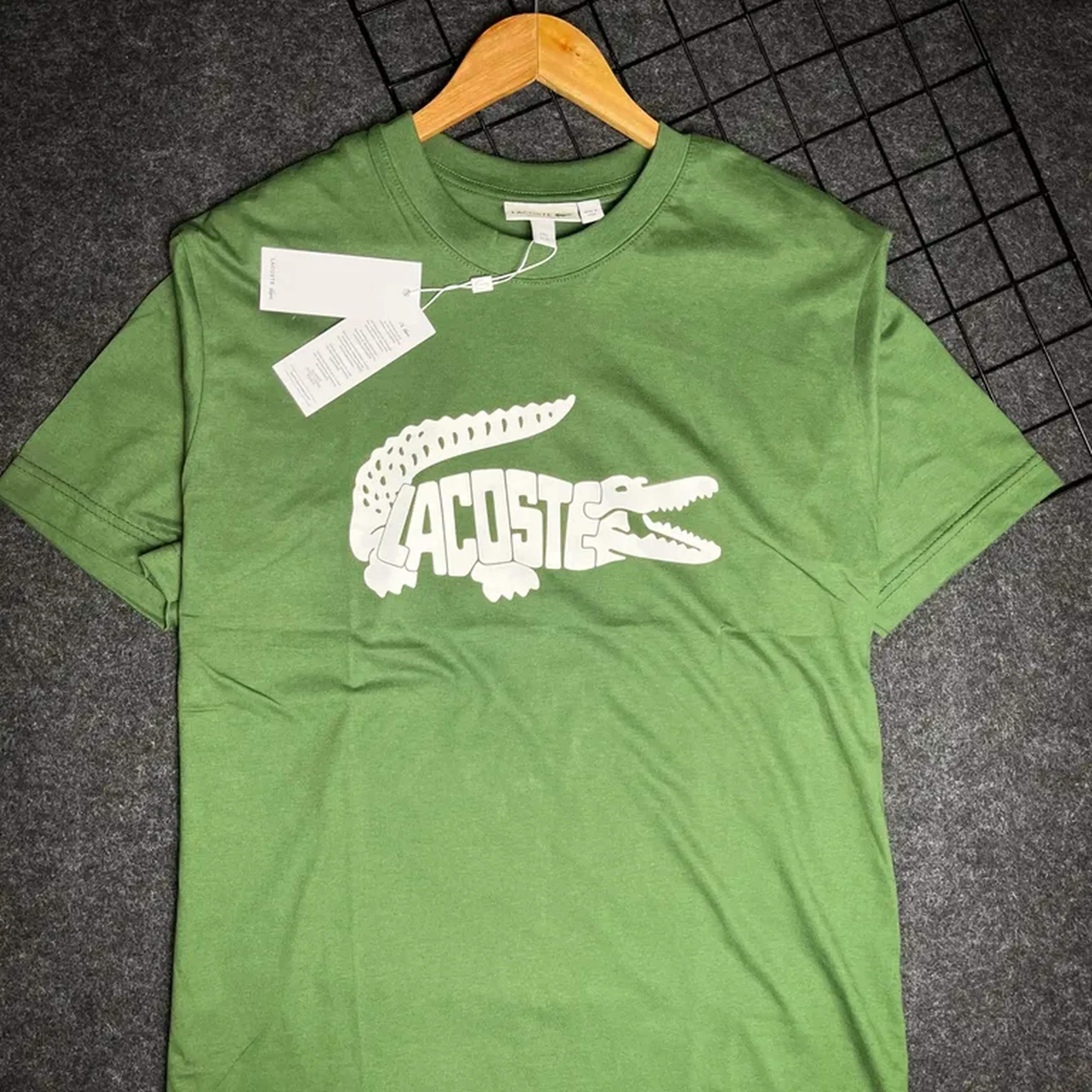 Camiseta Lacoste Crocodilo imagem