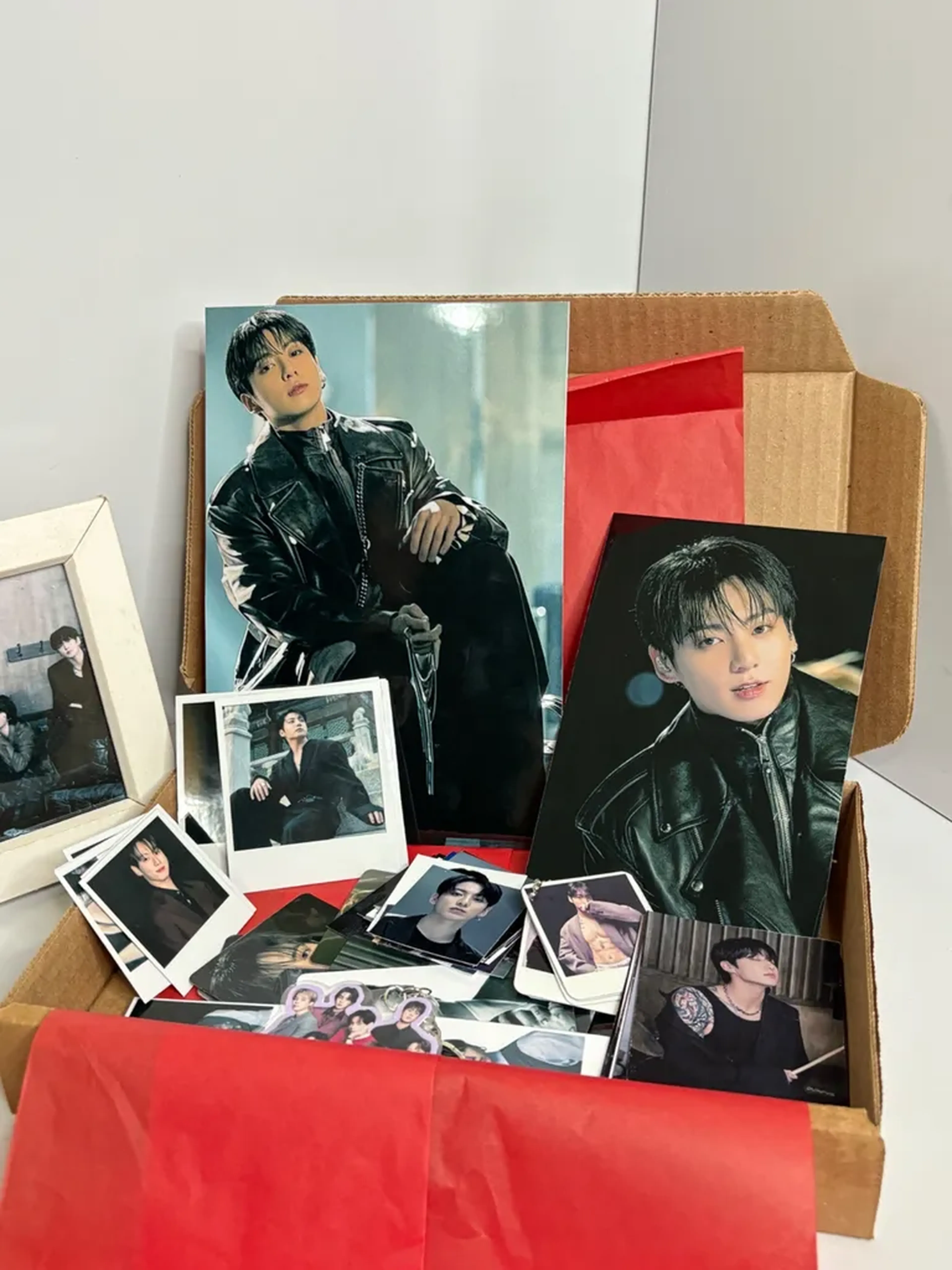 Caixa super fã - Jung kook (59 itens fotos sortidas) imagem