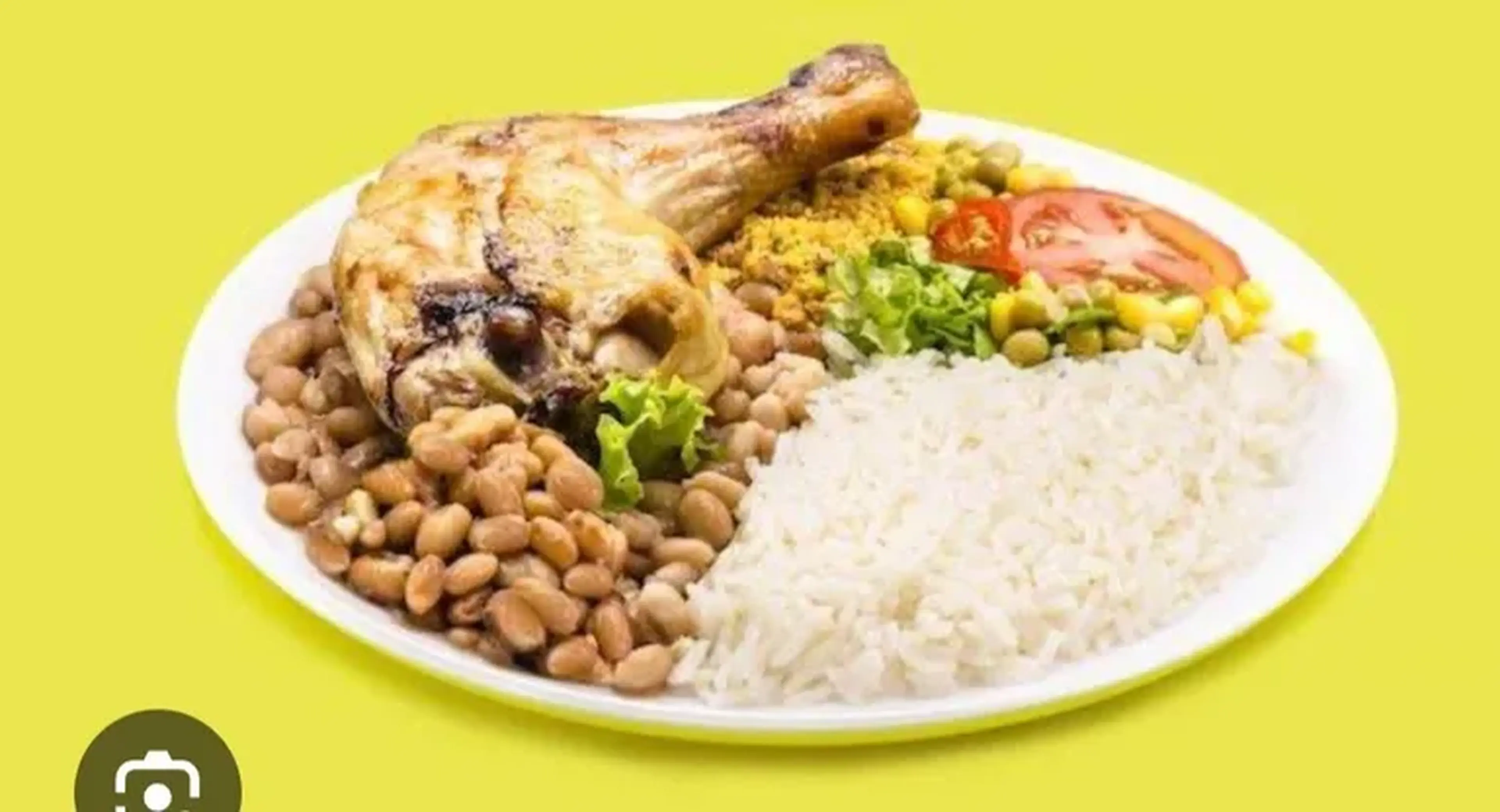 2 - arroz, feijão, frango assado com legumes imagem
