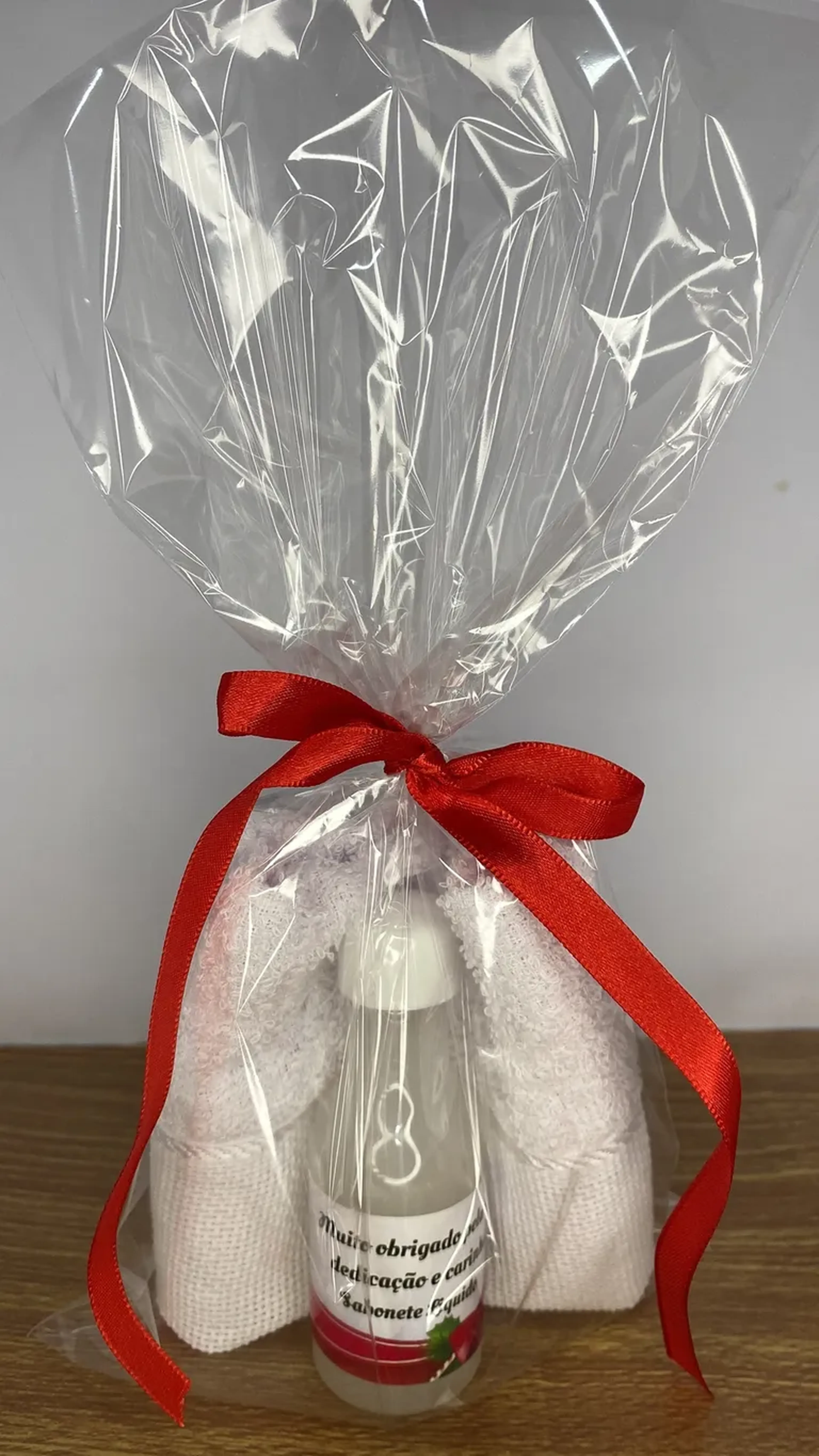 Kit toalhinha + sabonete liquido imagem