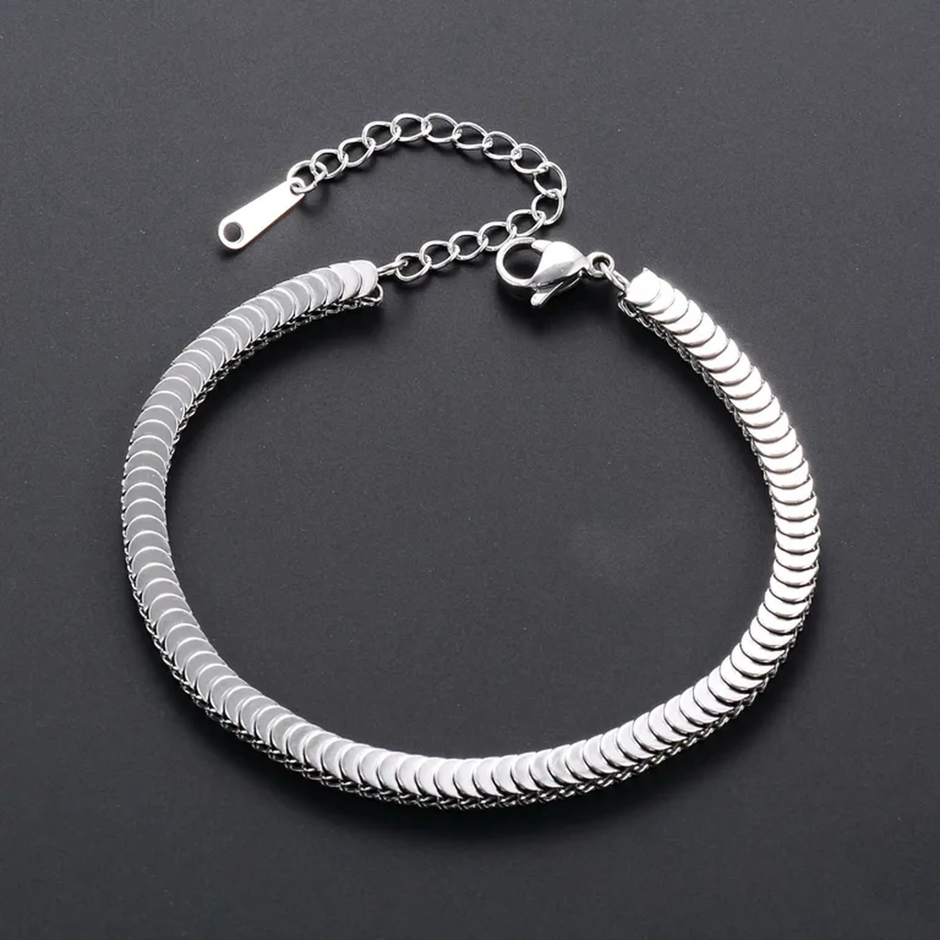 Pulseira Feminina Escama de Peixe: Brilho Único Ajustável imagem