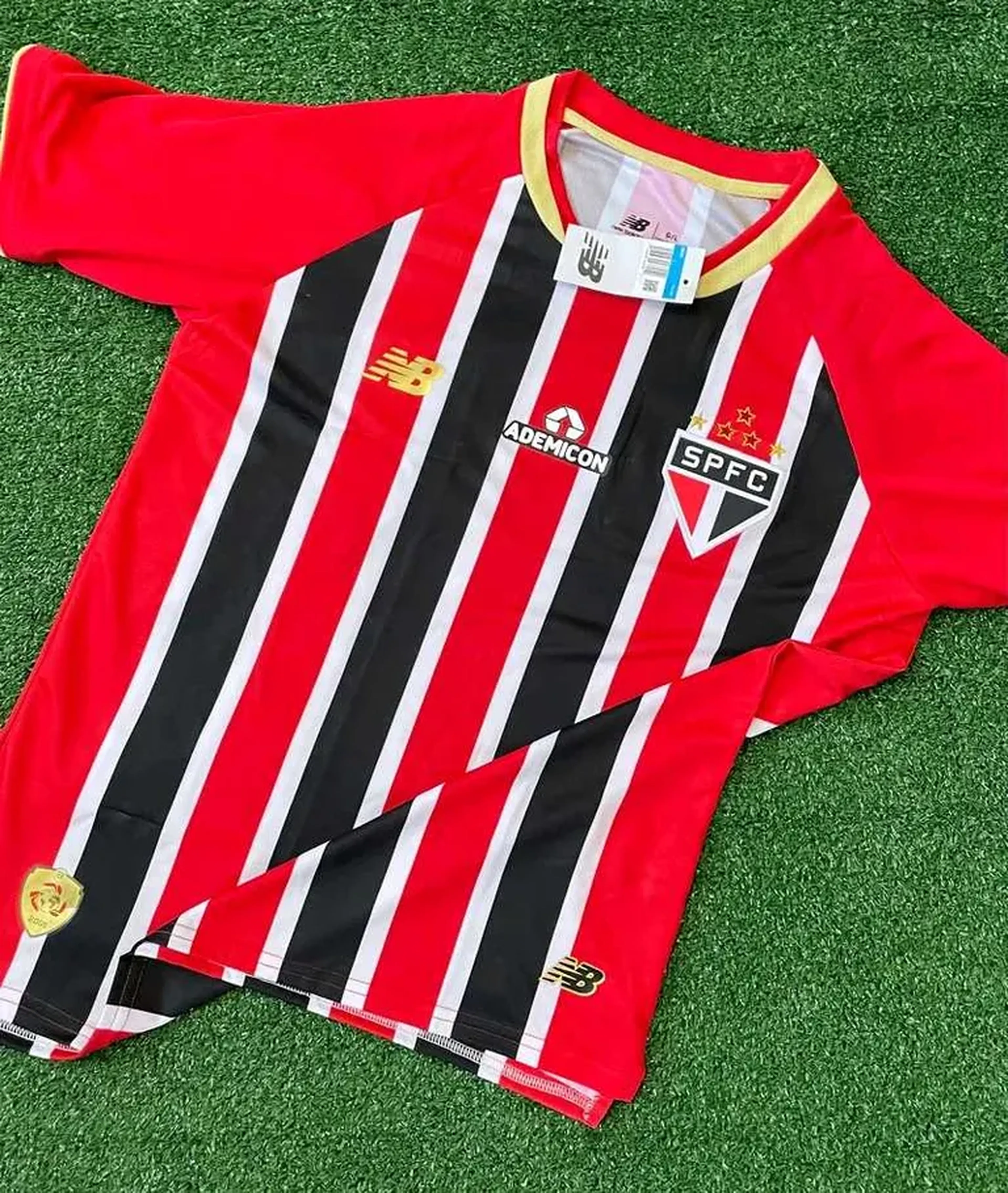 Camisa São Paulo Listrada Vermelha – Nacional Premium 🔴⚫⚪ imagem
