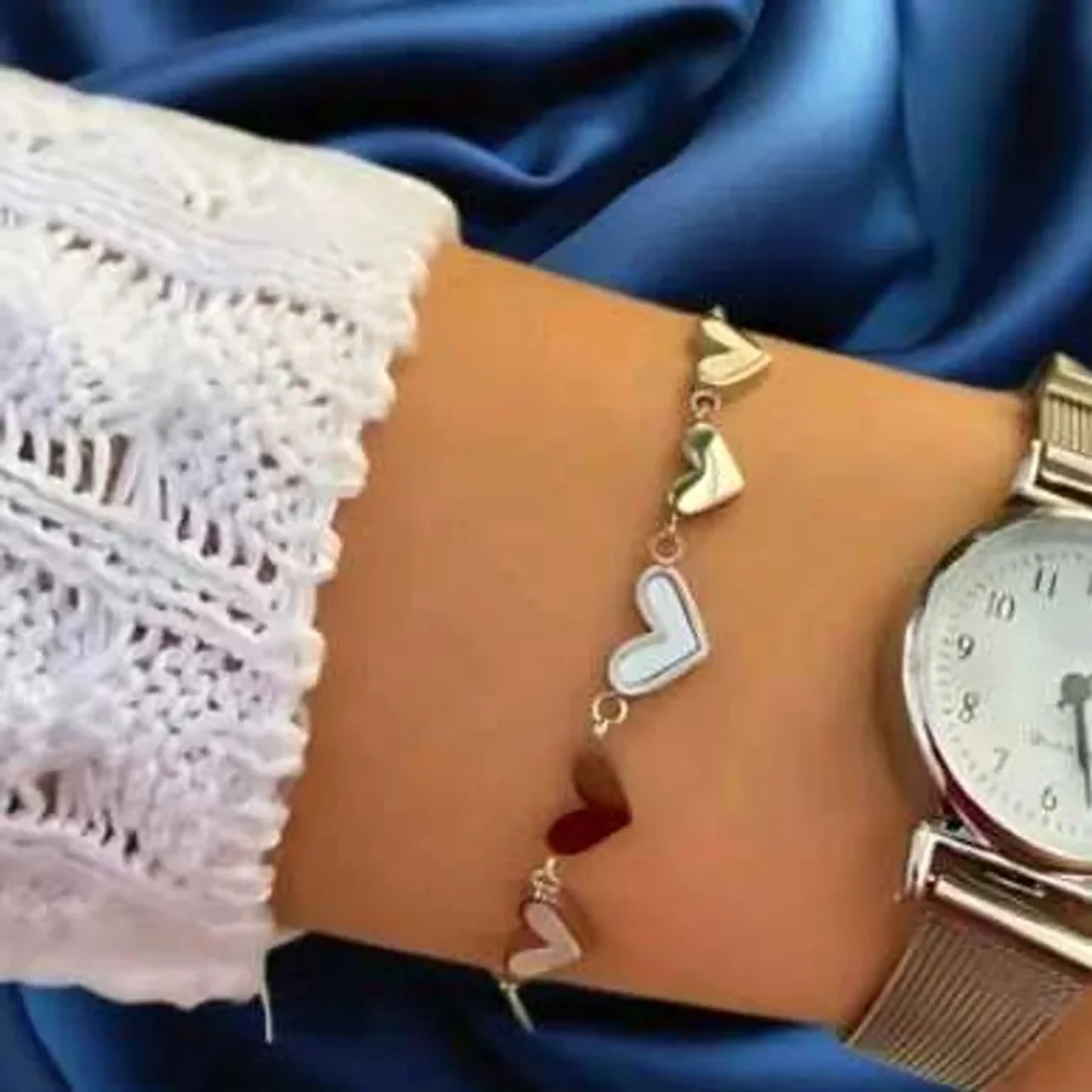 Pulseira corações imagem