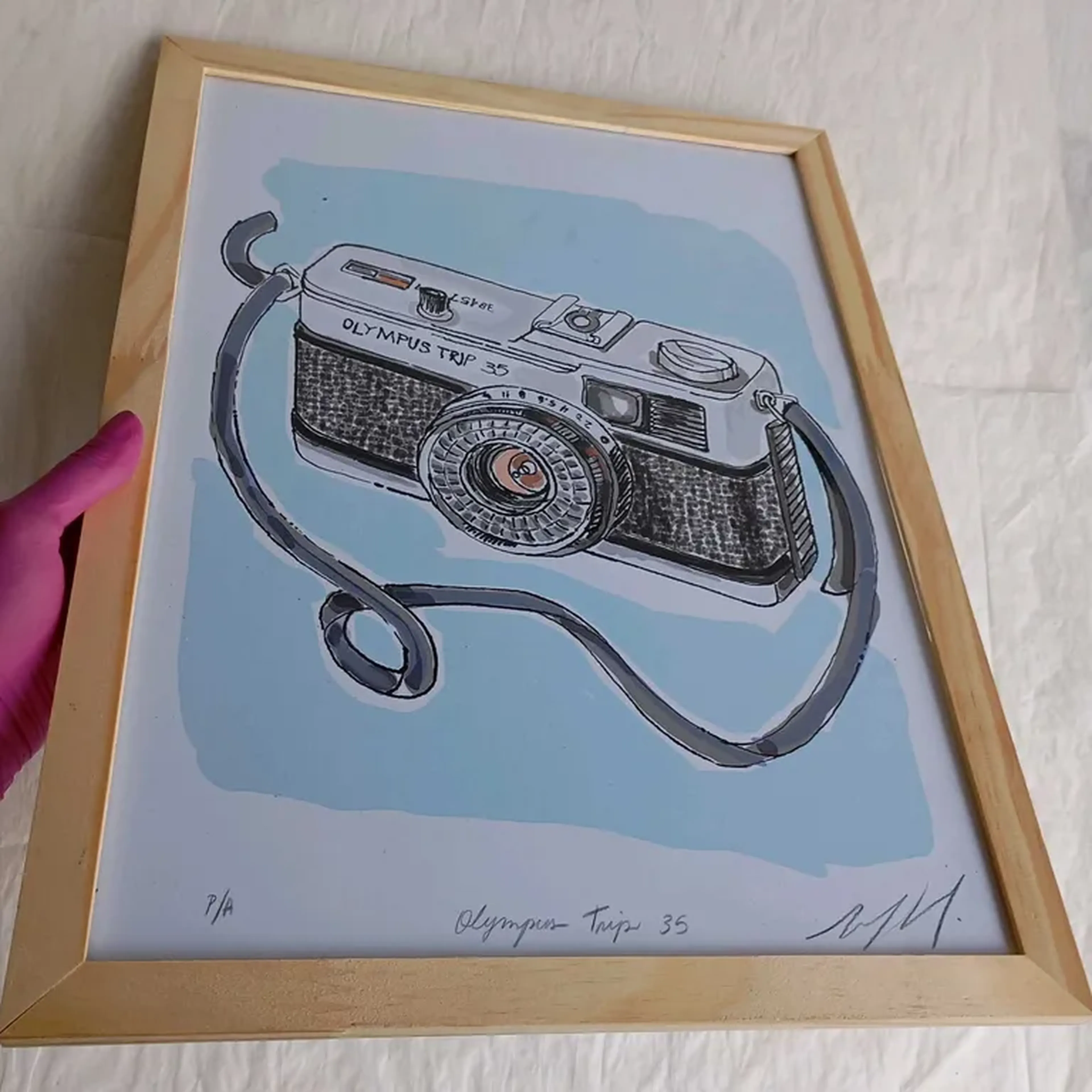 We Love Cameras - Olimpus Trip 35 - 30x42 cm moldura plana imagem