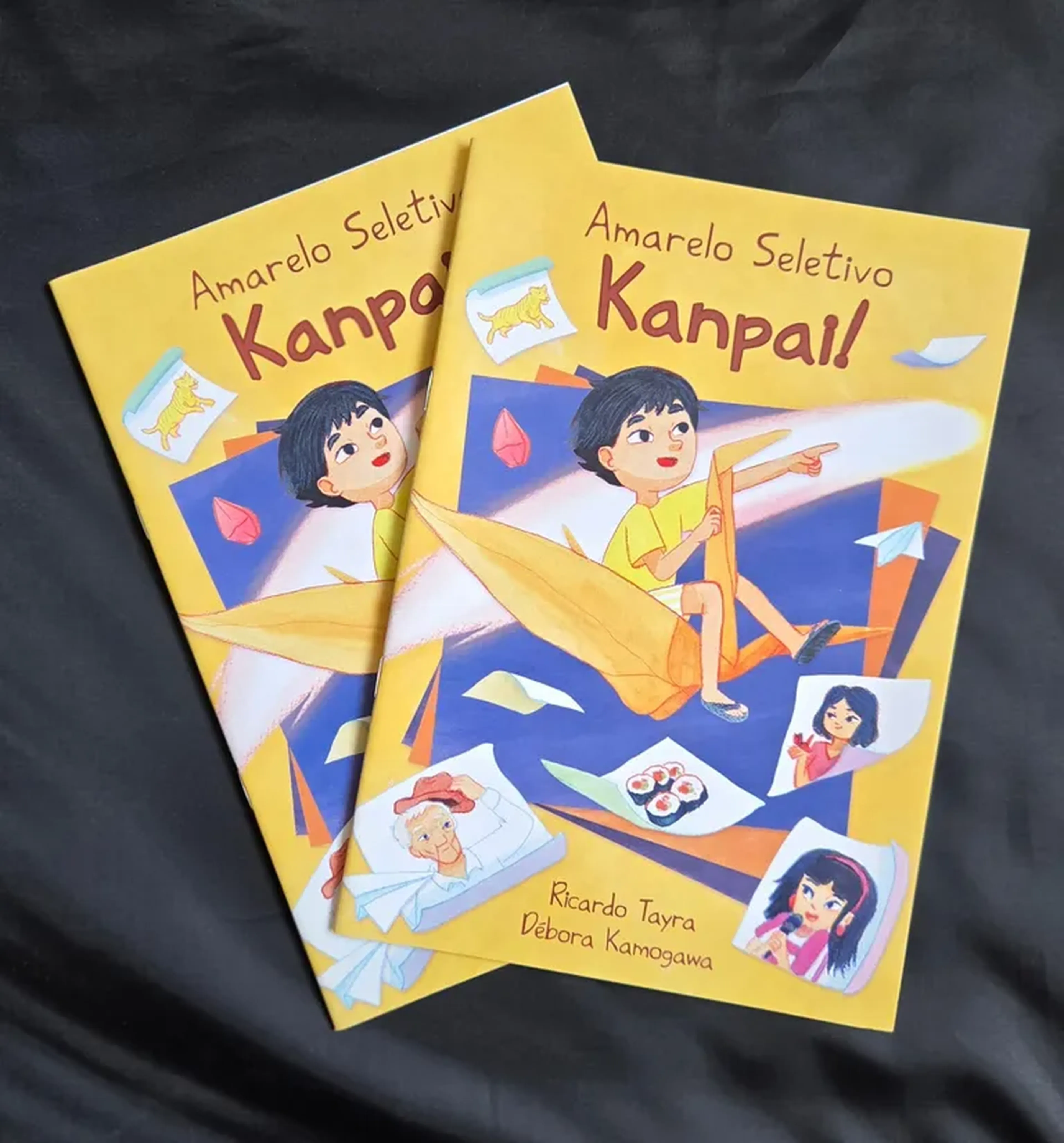 Tomodati: 2 Amarelo Seletivo: Kanpai! | frete incluso imagem