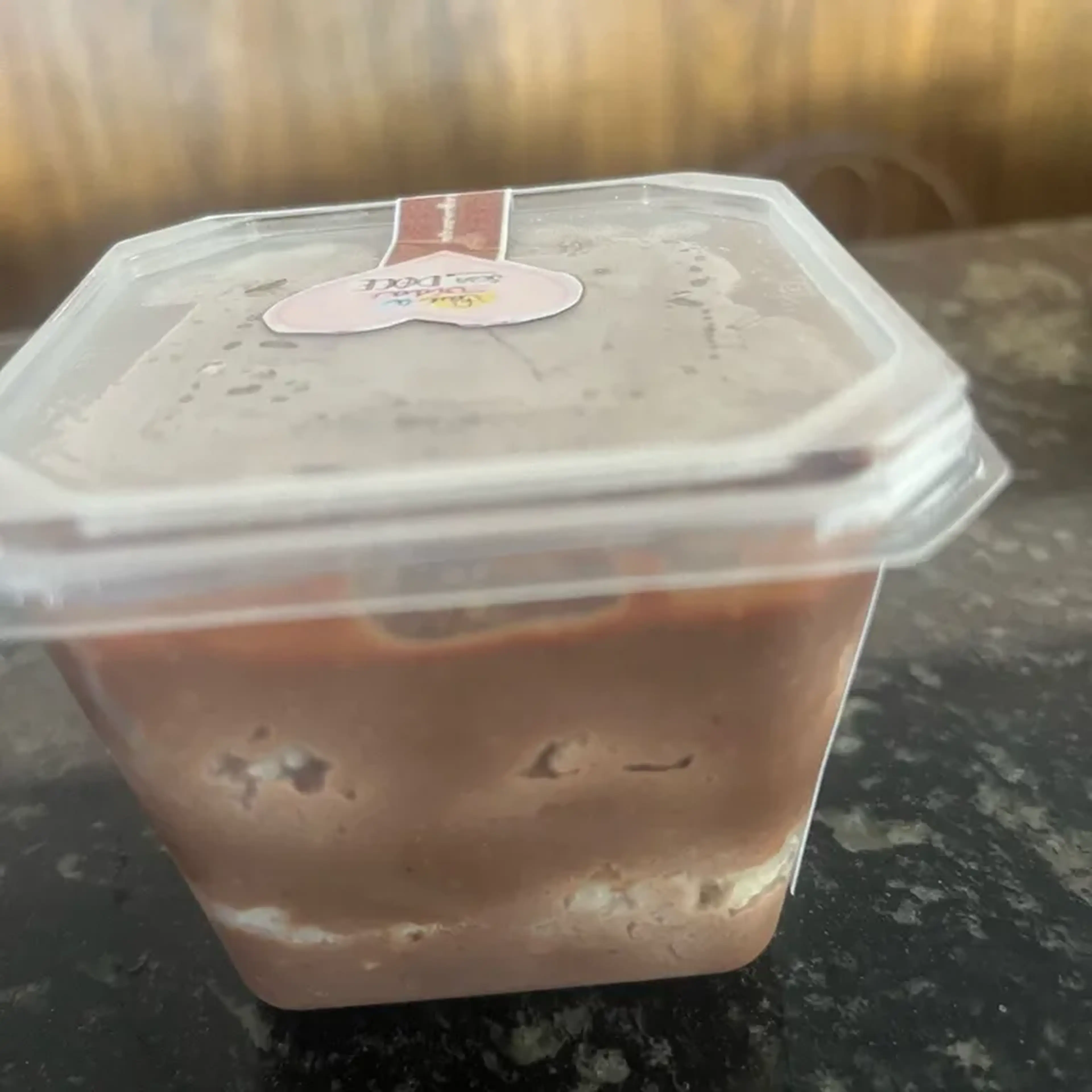 bolo de Ferrero Rocher imagem