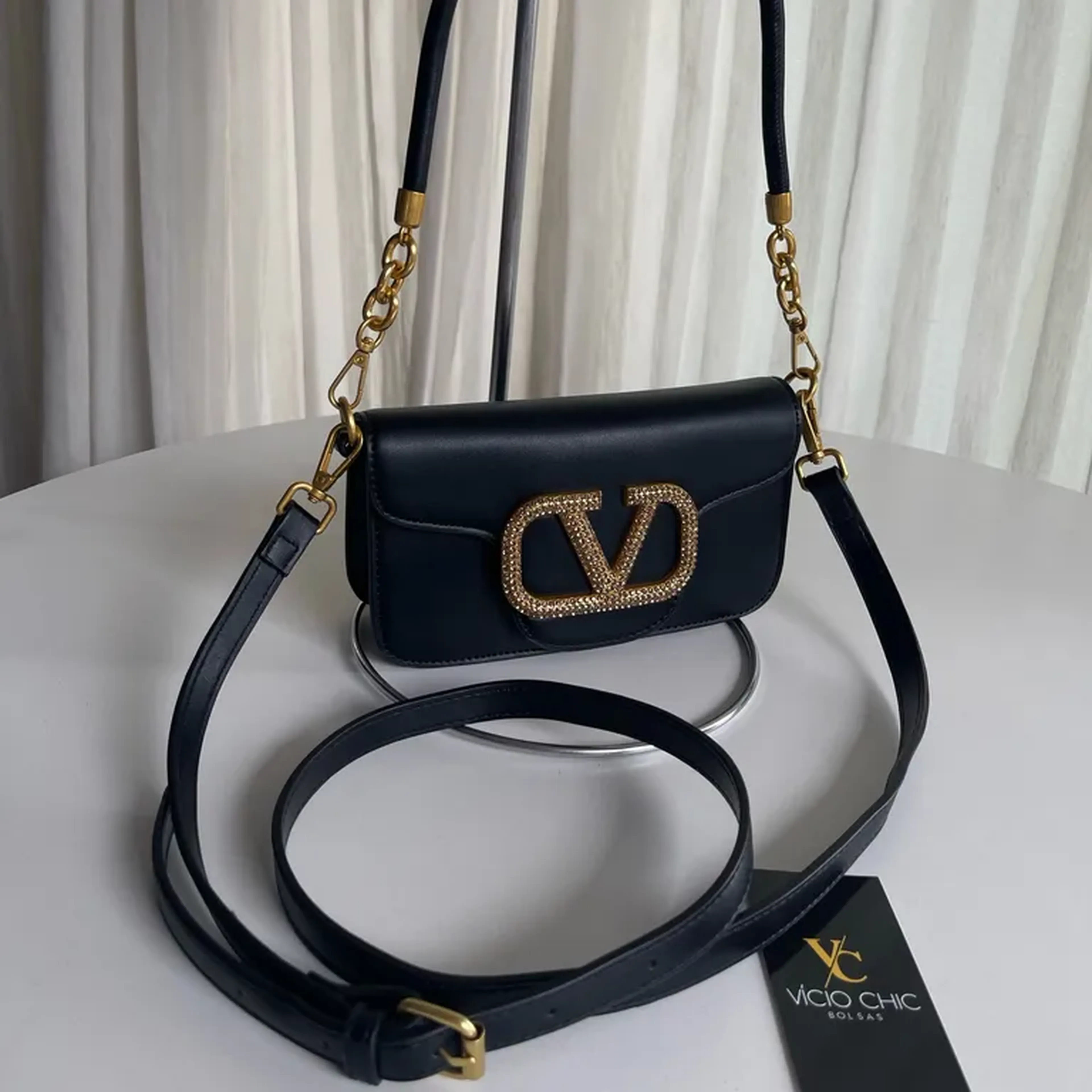 Bolsa Inspiração Valentino loco preta imagem