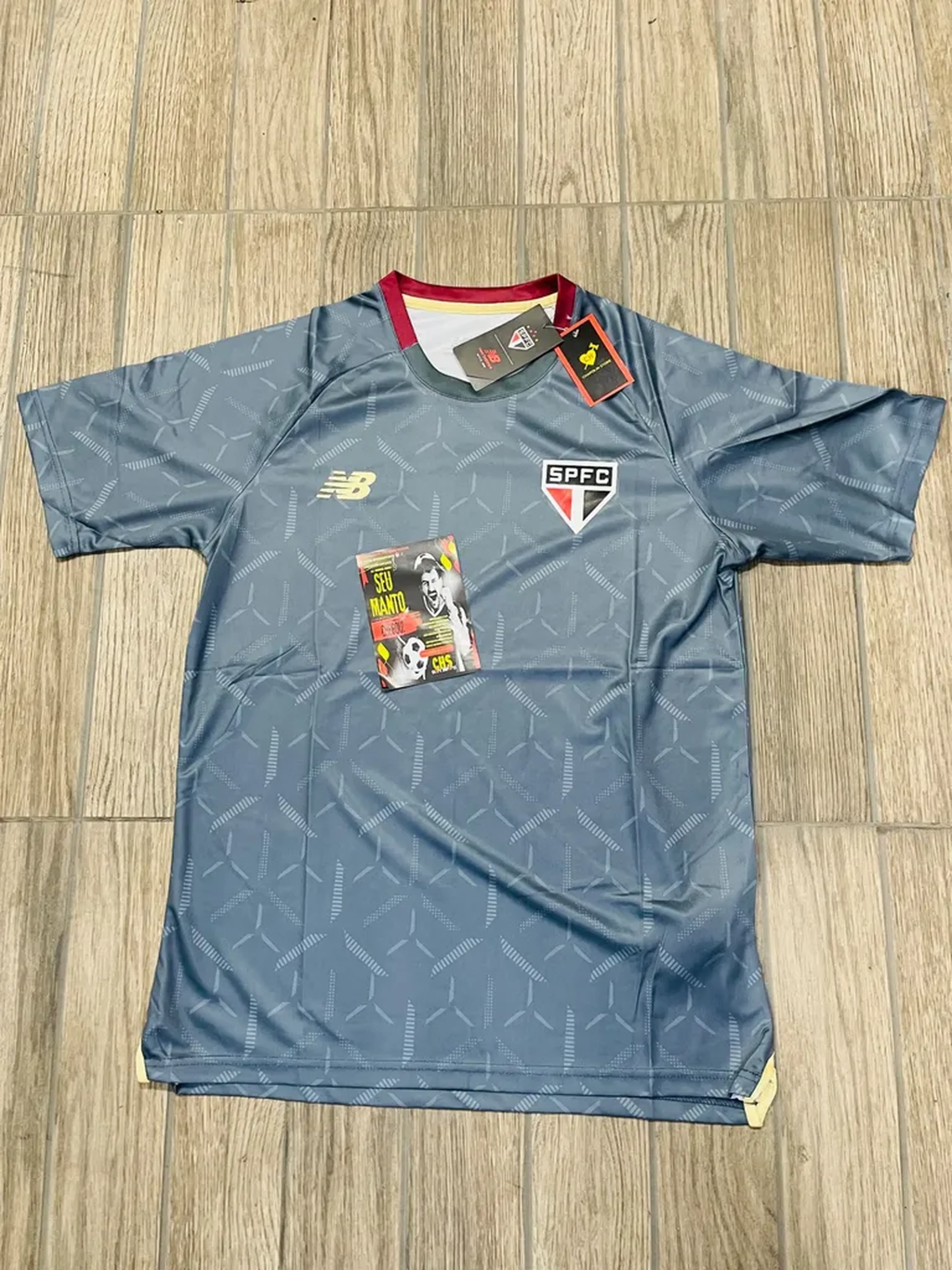 Camisa São Paulo treino 25.26 imagem
