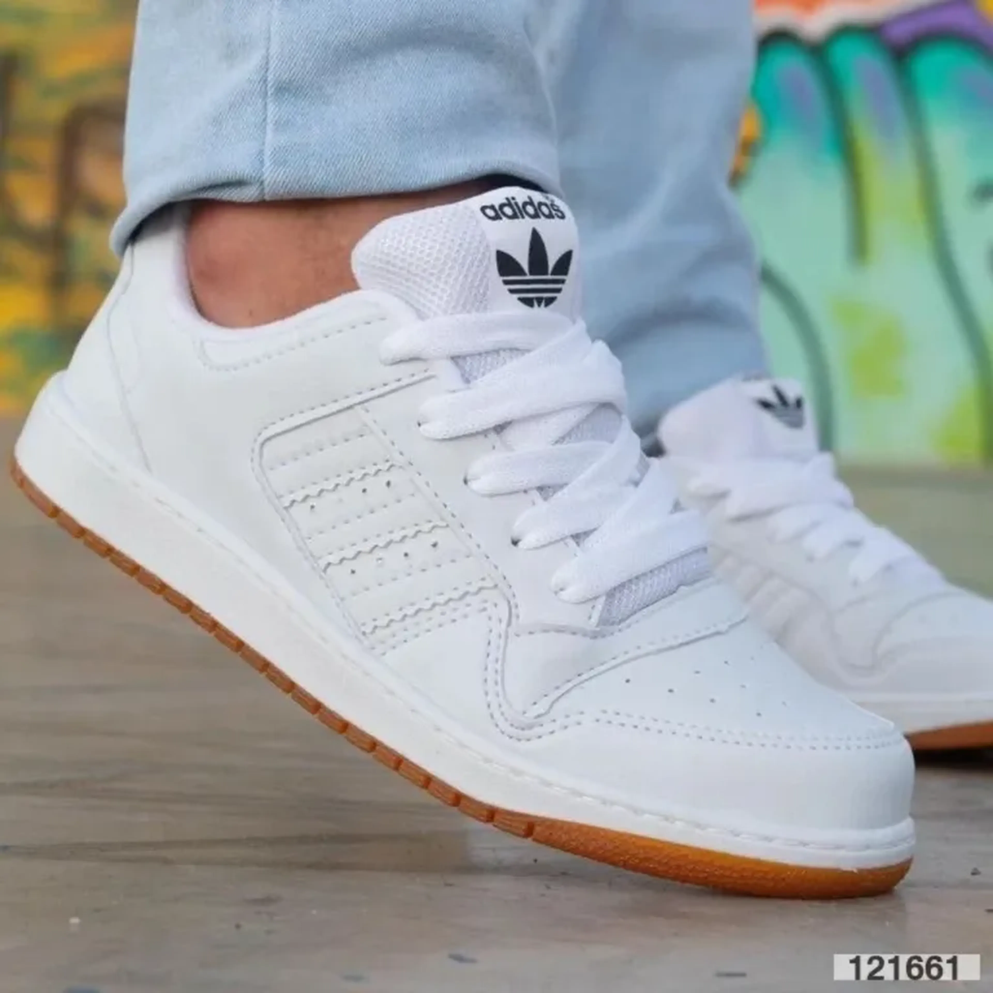 TÊNIS ADIDAS SAPATENIS imagem