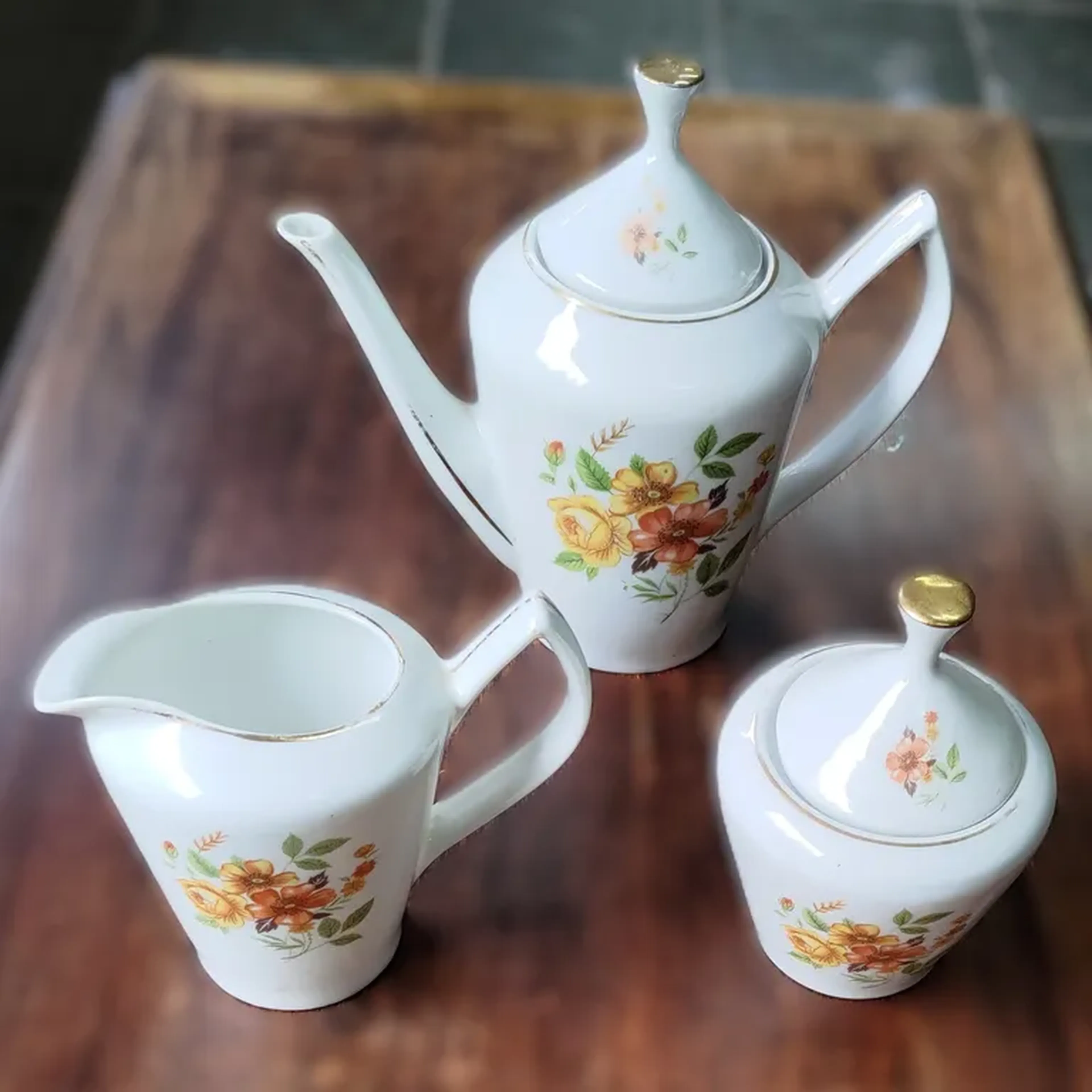 Aparelho de Chá Porcelana Mauá – Elegância em Flor imagem