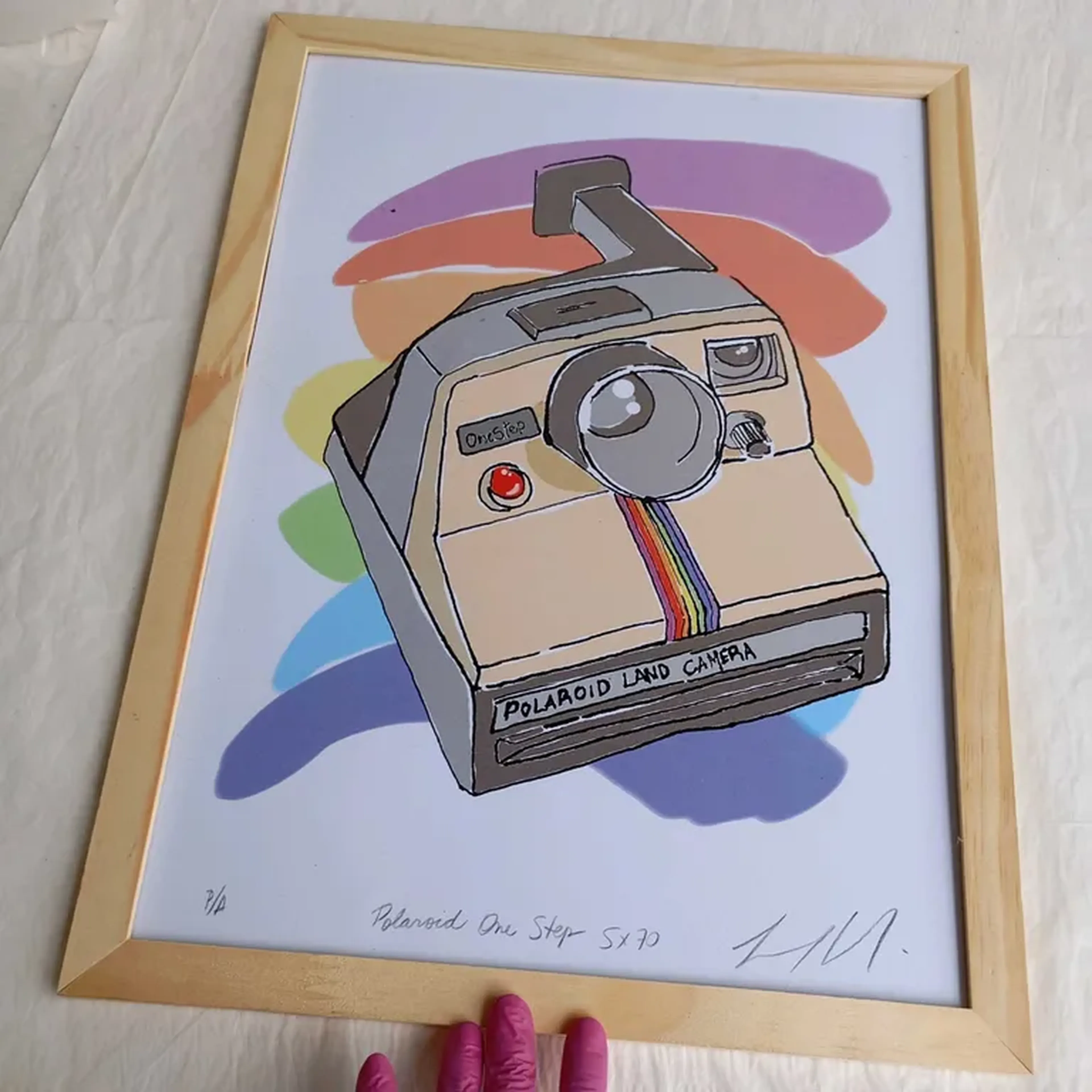 We Love Cameras - Polaroid SX70 - 30x42 cm moldura plana imagem