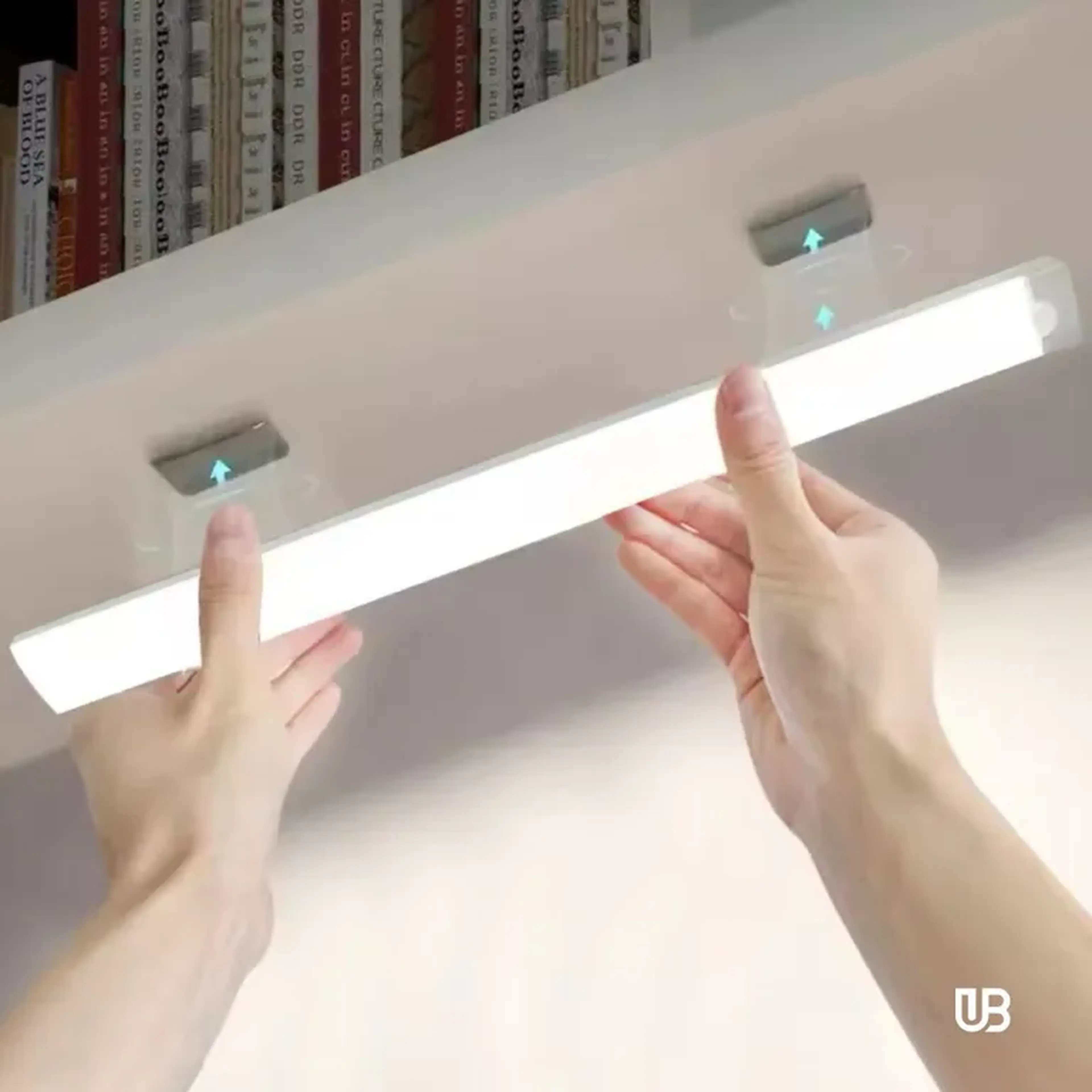 Luz Noturna LED sem fio com sensor de movimento imagem