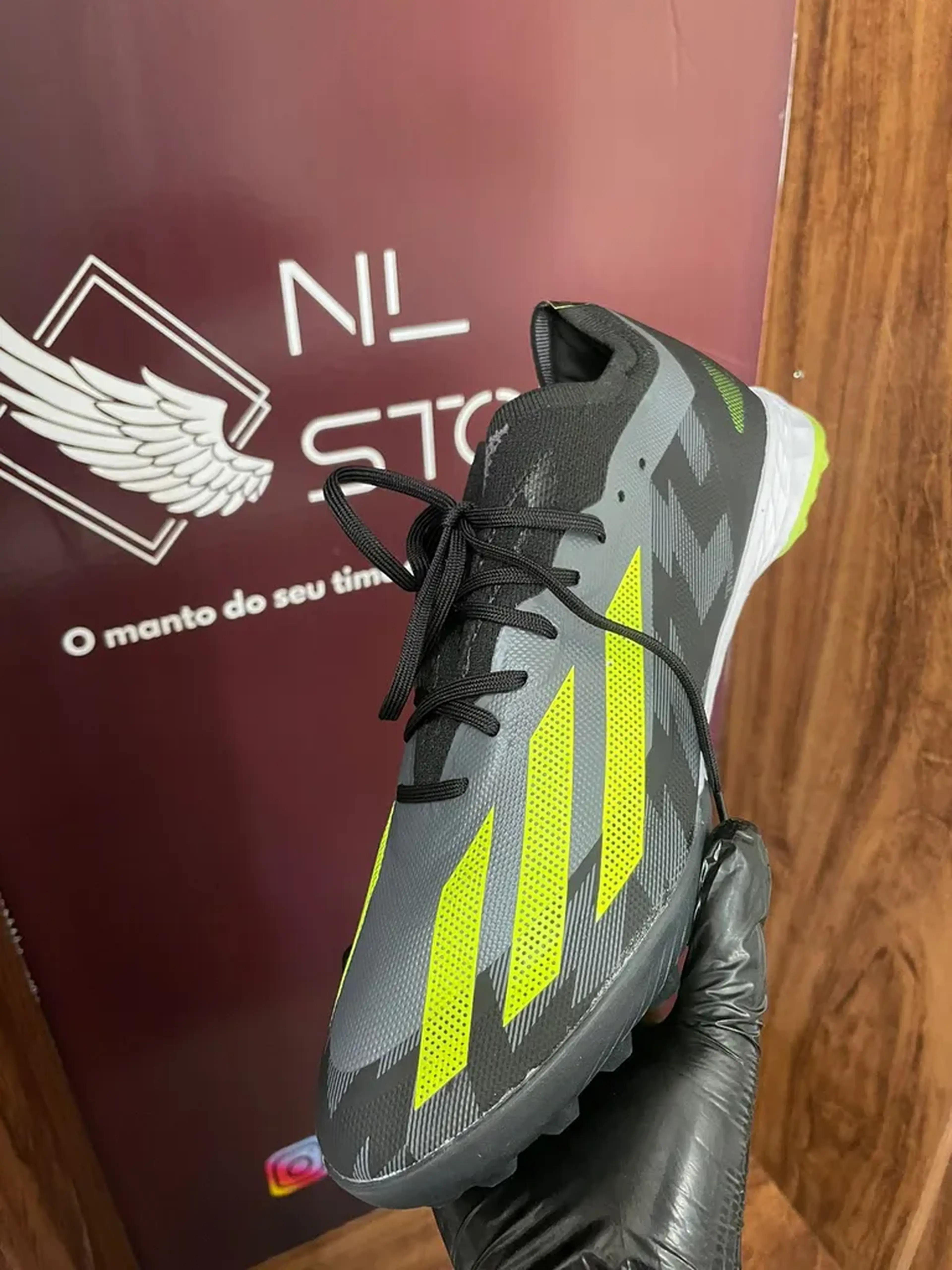 Chuteira Adidas CrazyFast 3 Society imagem