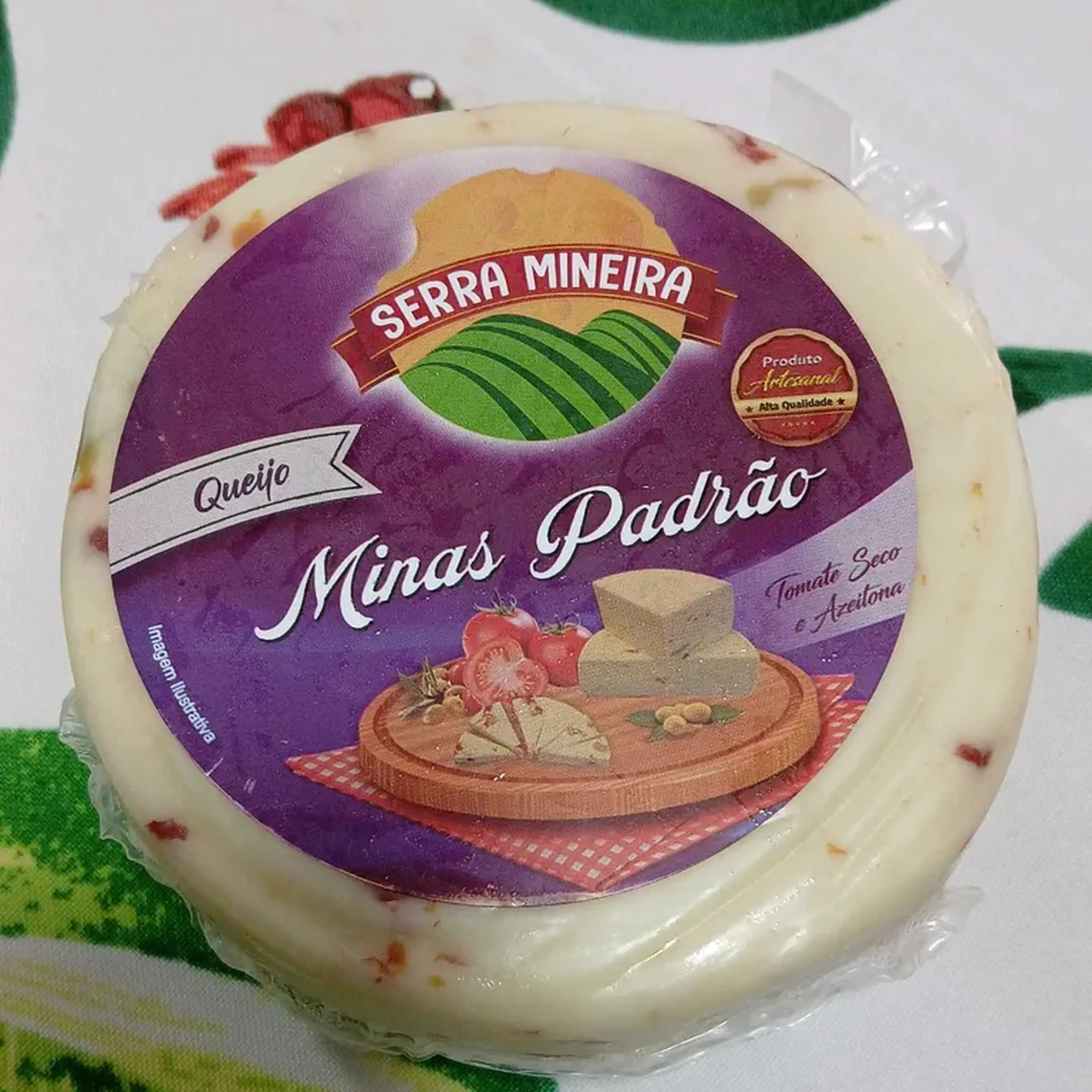 QUEIJO MINAS PADRÃO C AZEITONA E TOMATE SECO S.M. Peça imagem