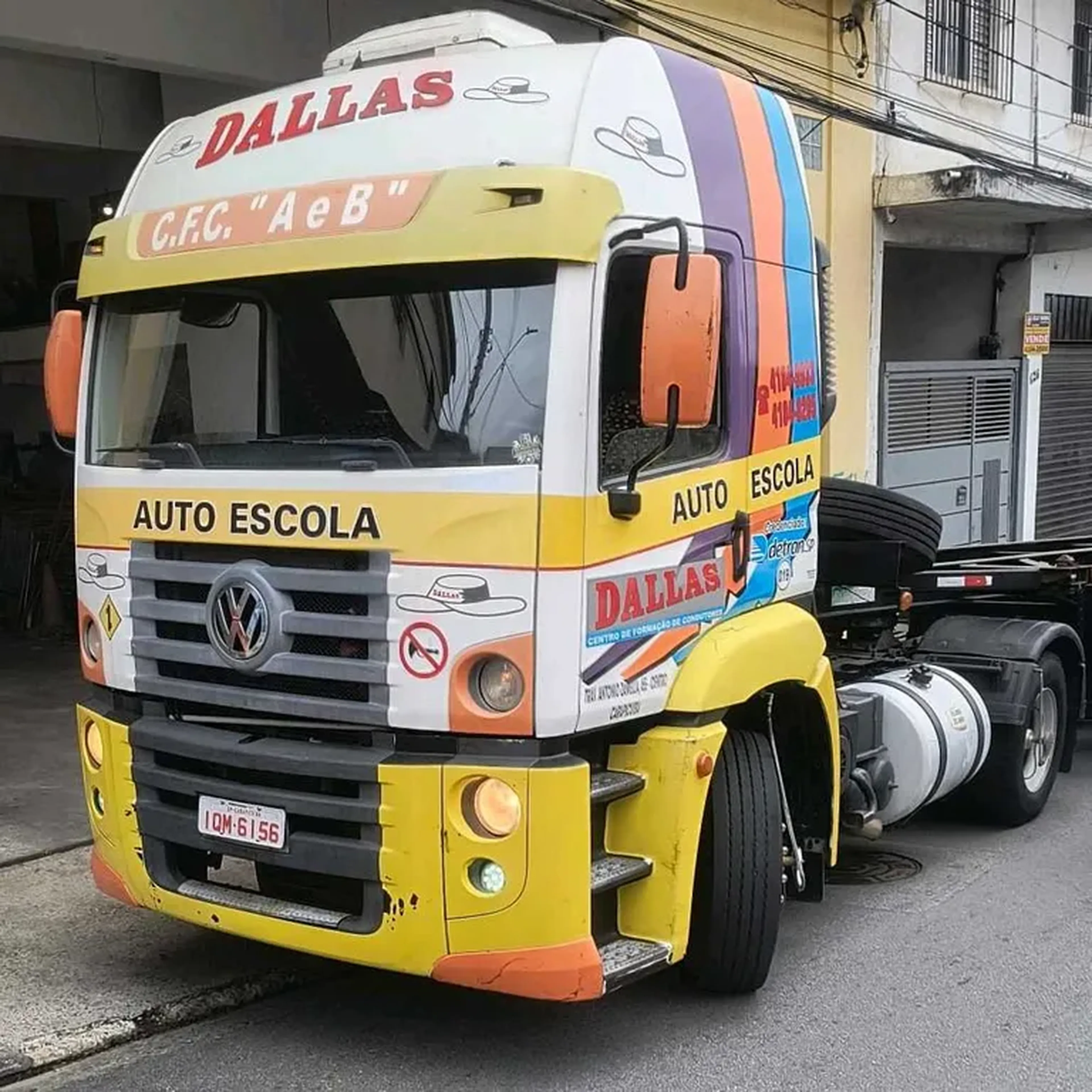 Uma aula avulsa de caminhão imagem