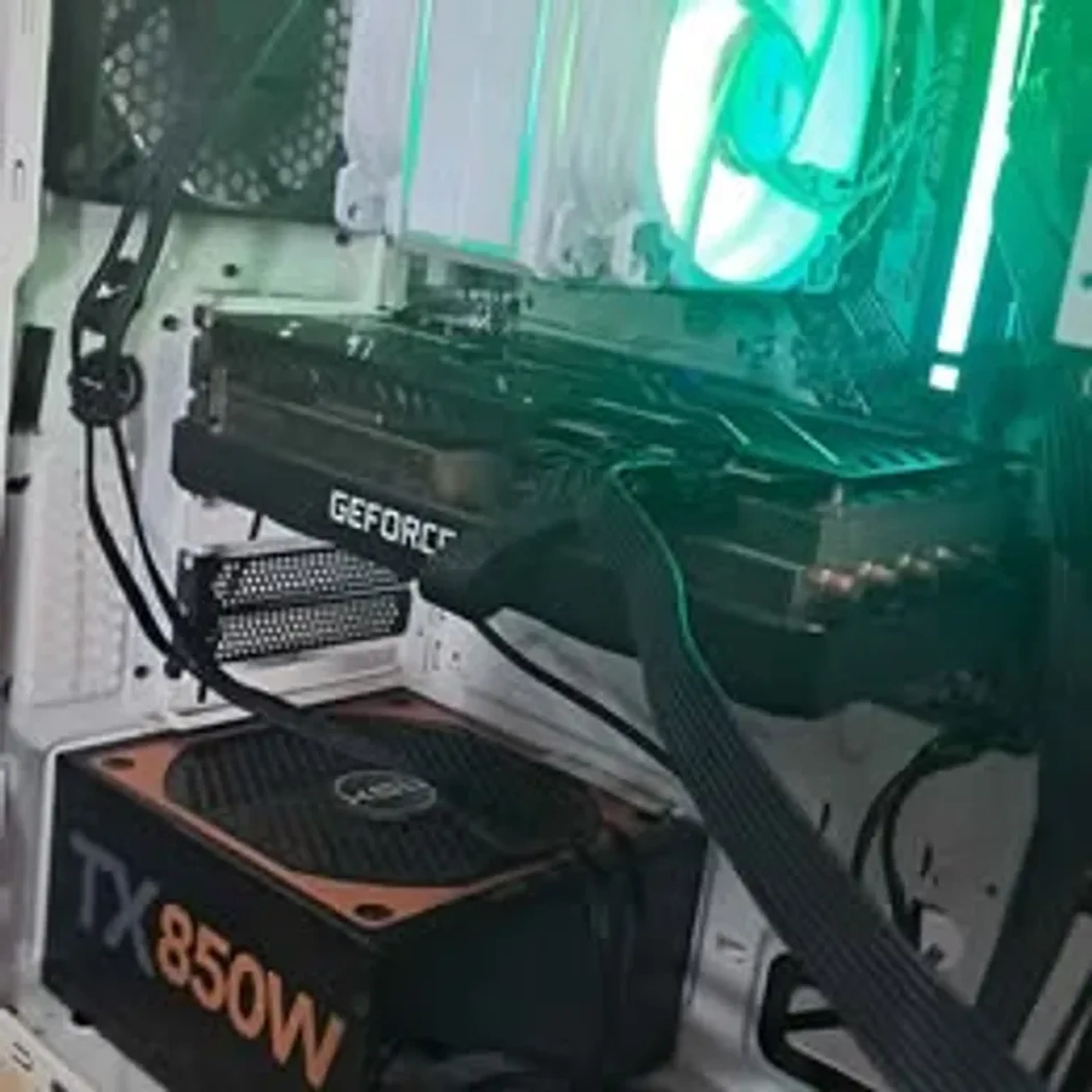 Placa de vídeo GEFORCE RTX 3070 TI 8GB 256 BIT GDDR6 SM6MD4COC imagem
