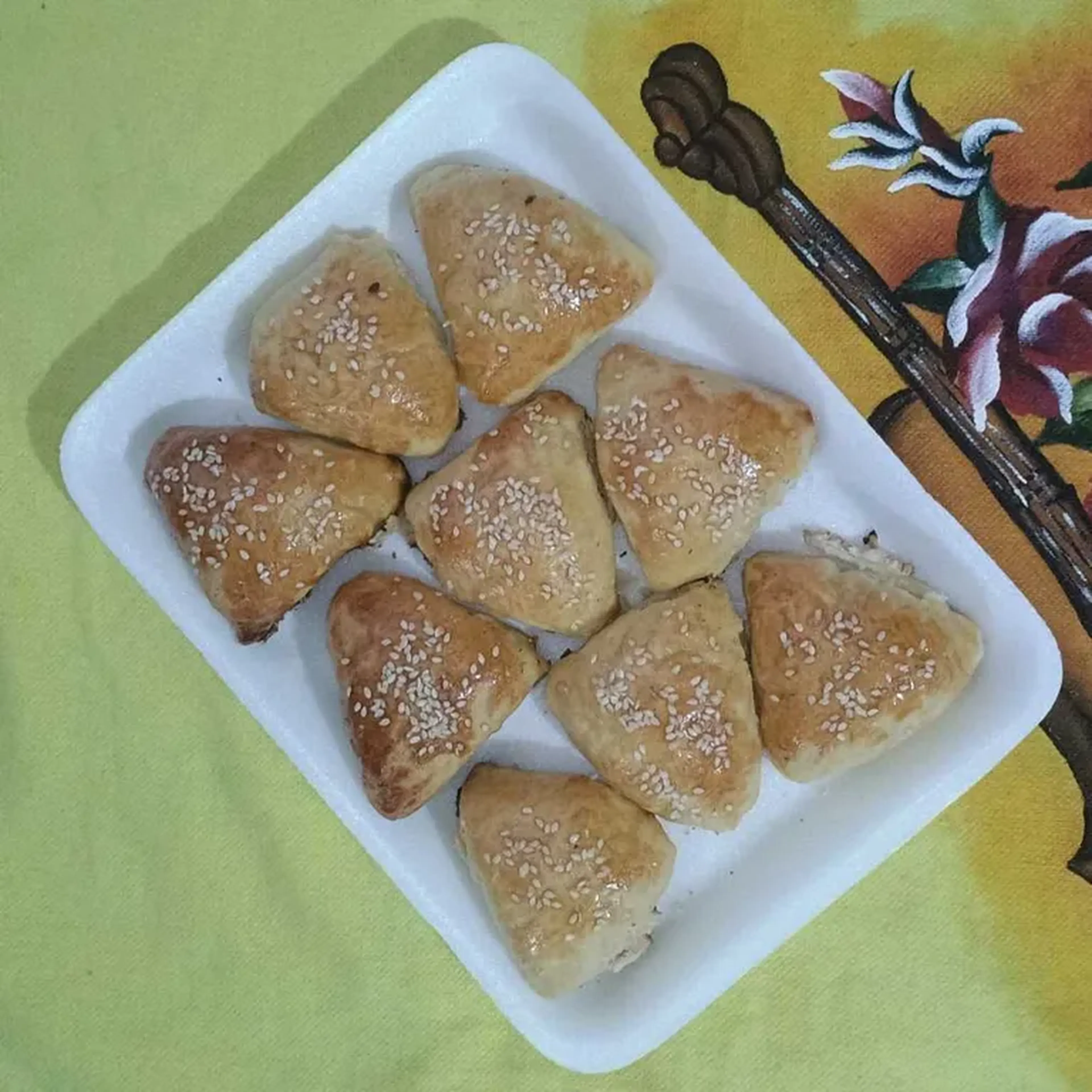 Esfihas de frango com 9 imagem