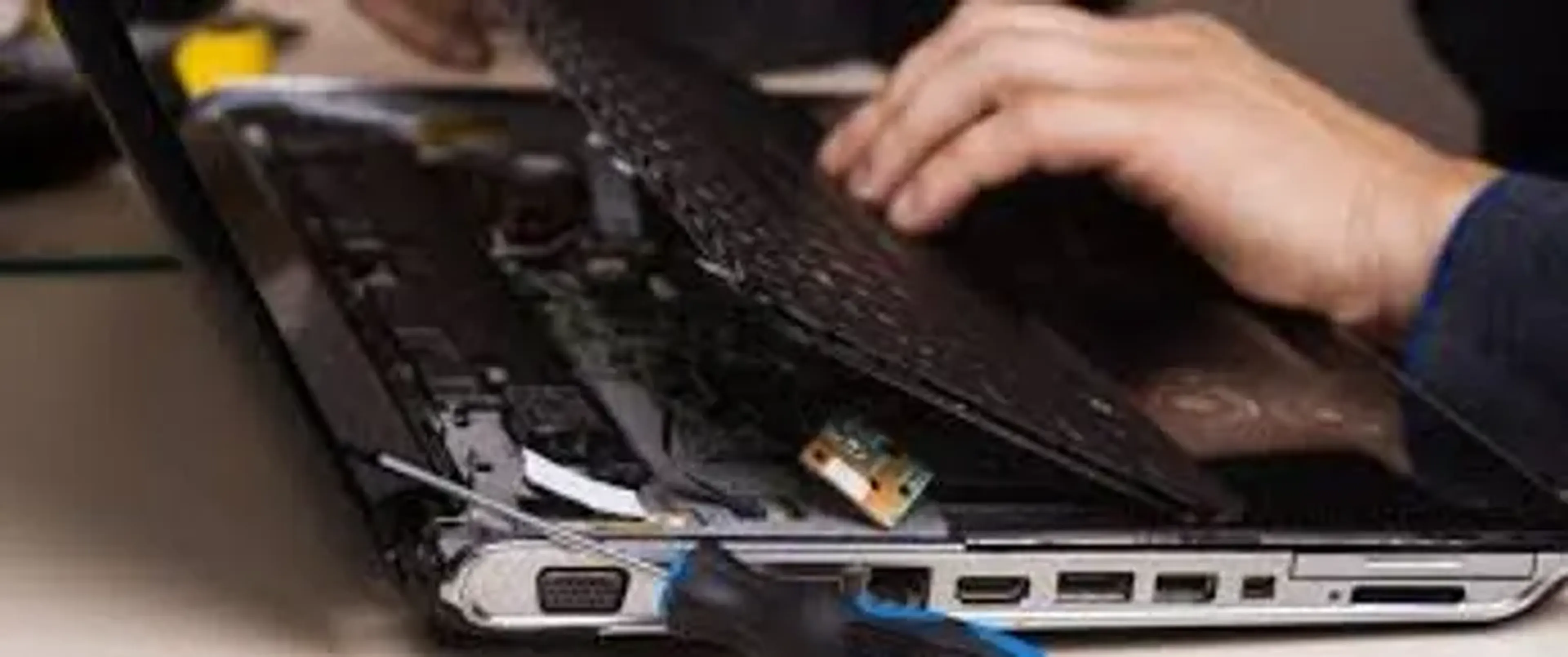 Troca de Teclado de Notebook com Instalação Técnica imagem