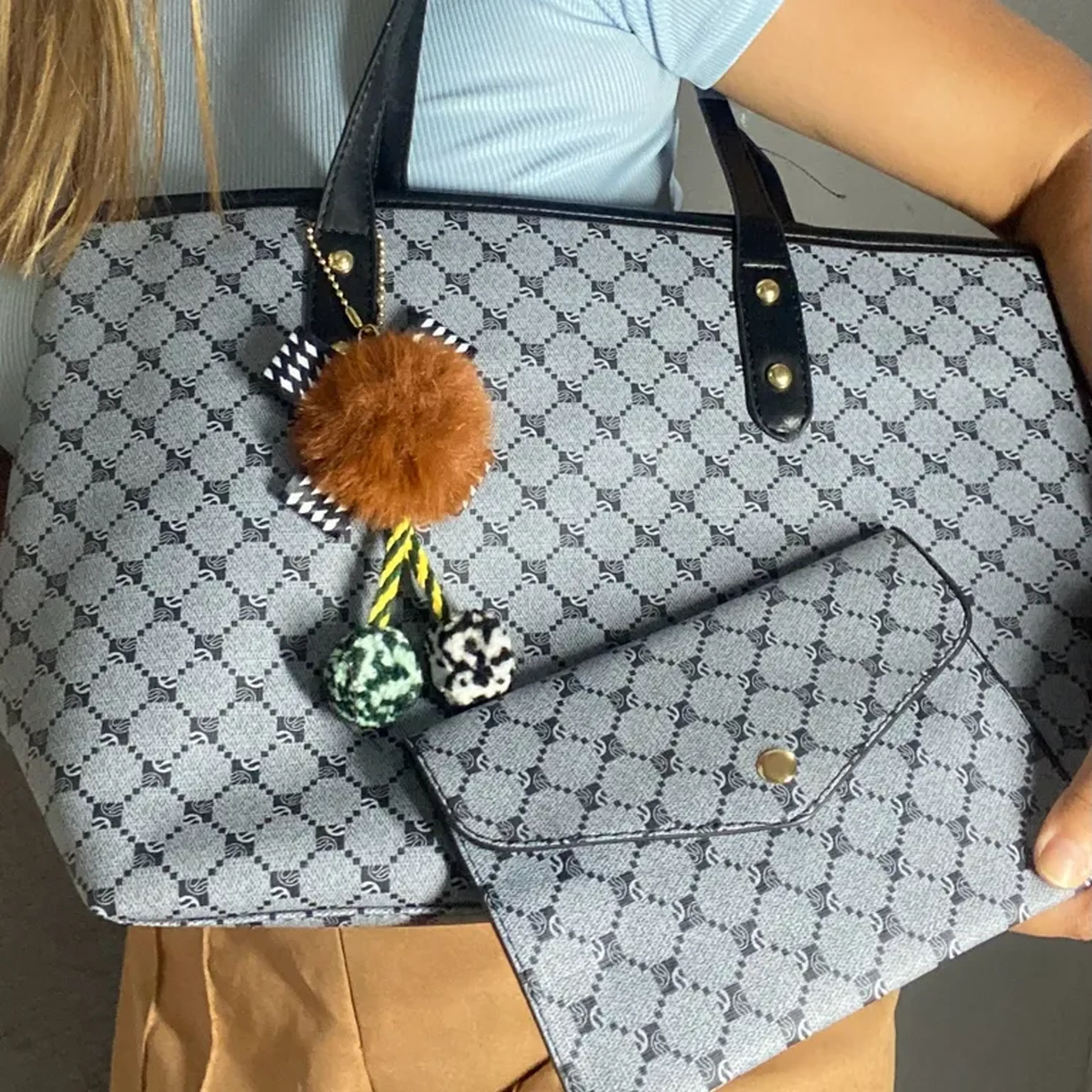 bolsa estampada azul imagem