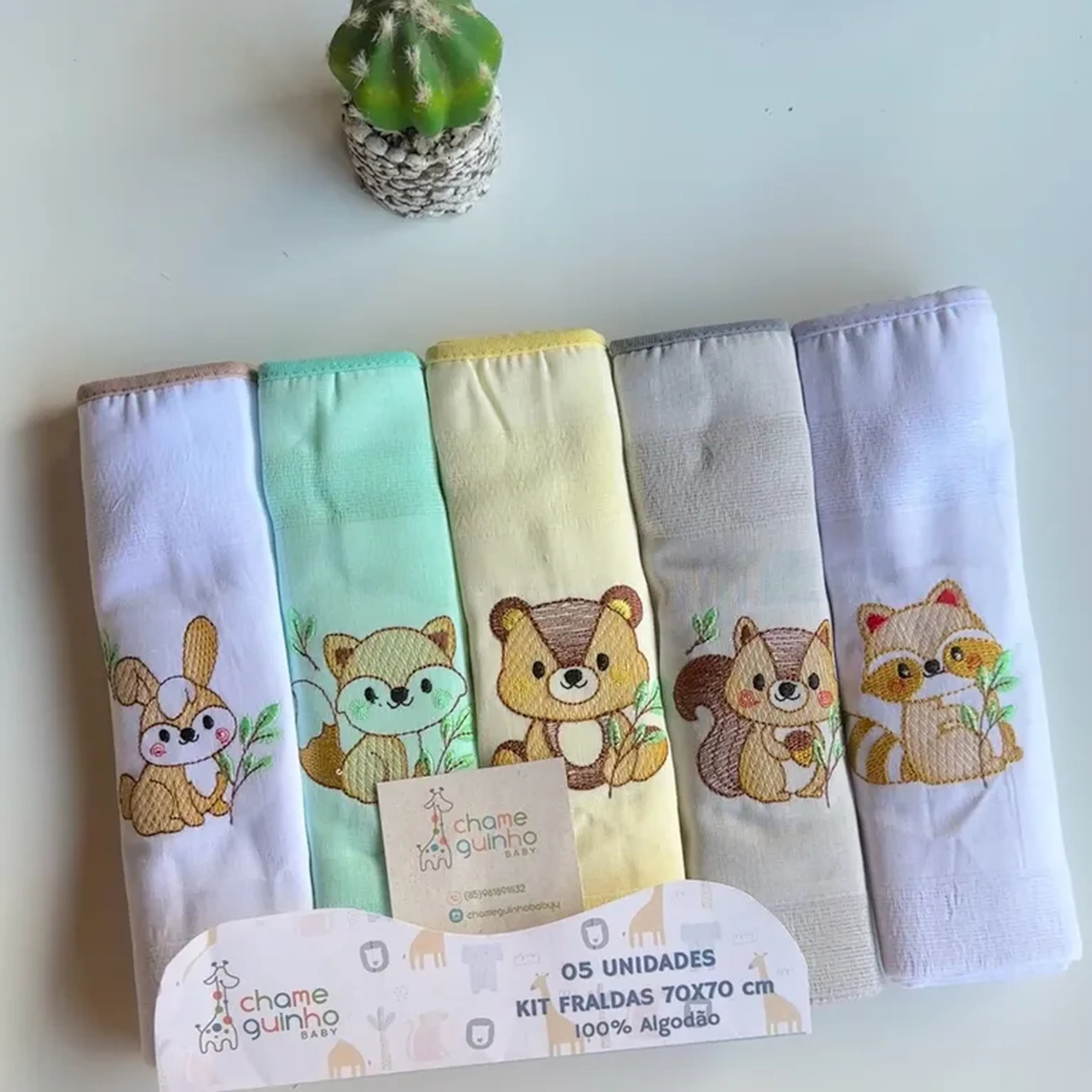 kit fralda bordada bichinhos neutro imagem