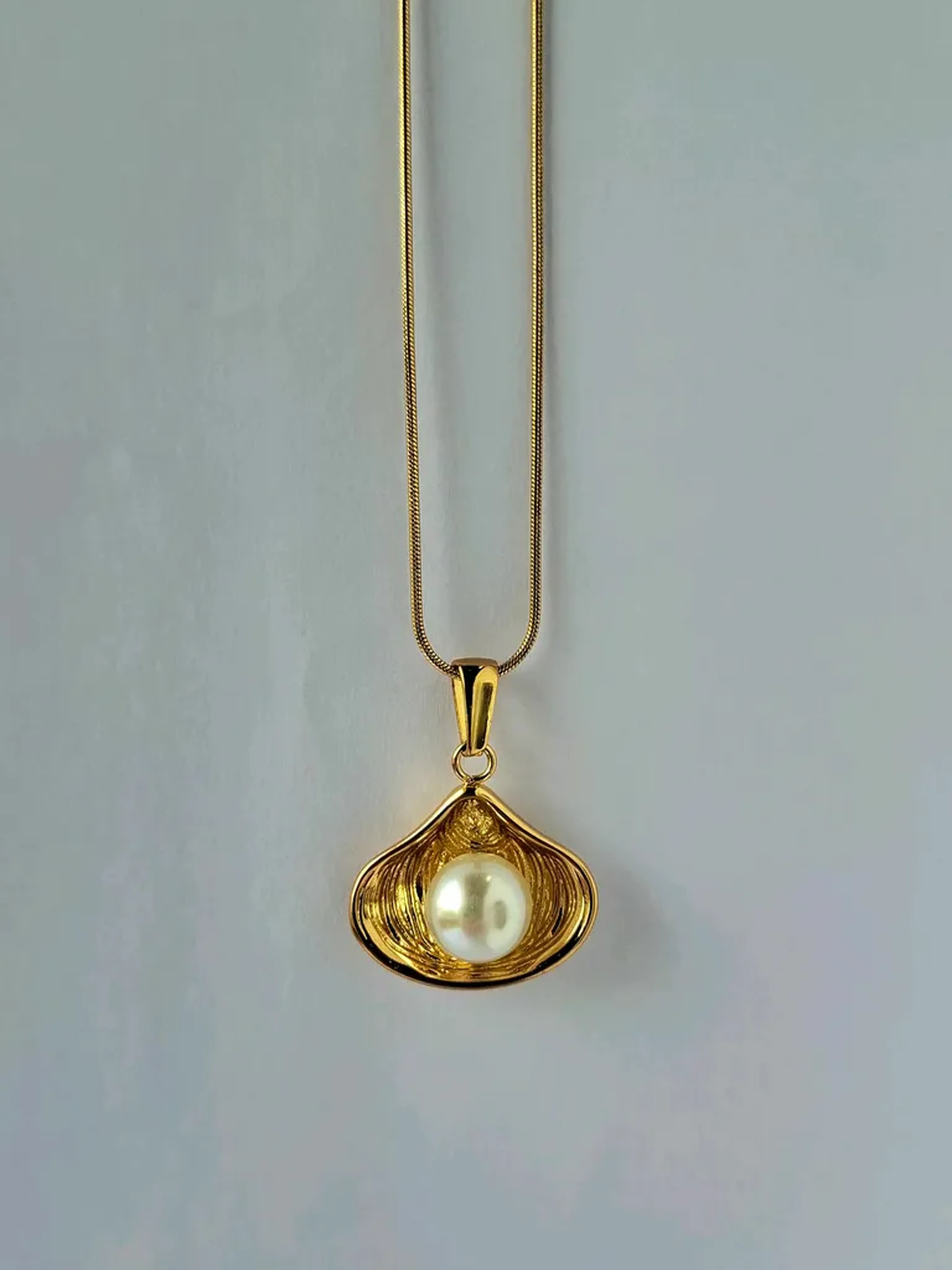 Pingente Pérola em Concha Dourada 100099 imagem