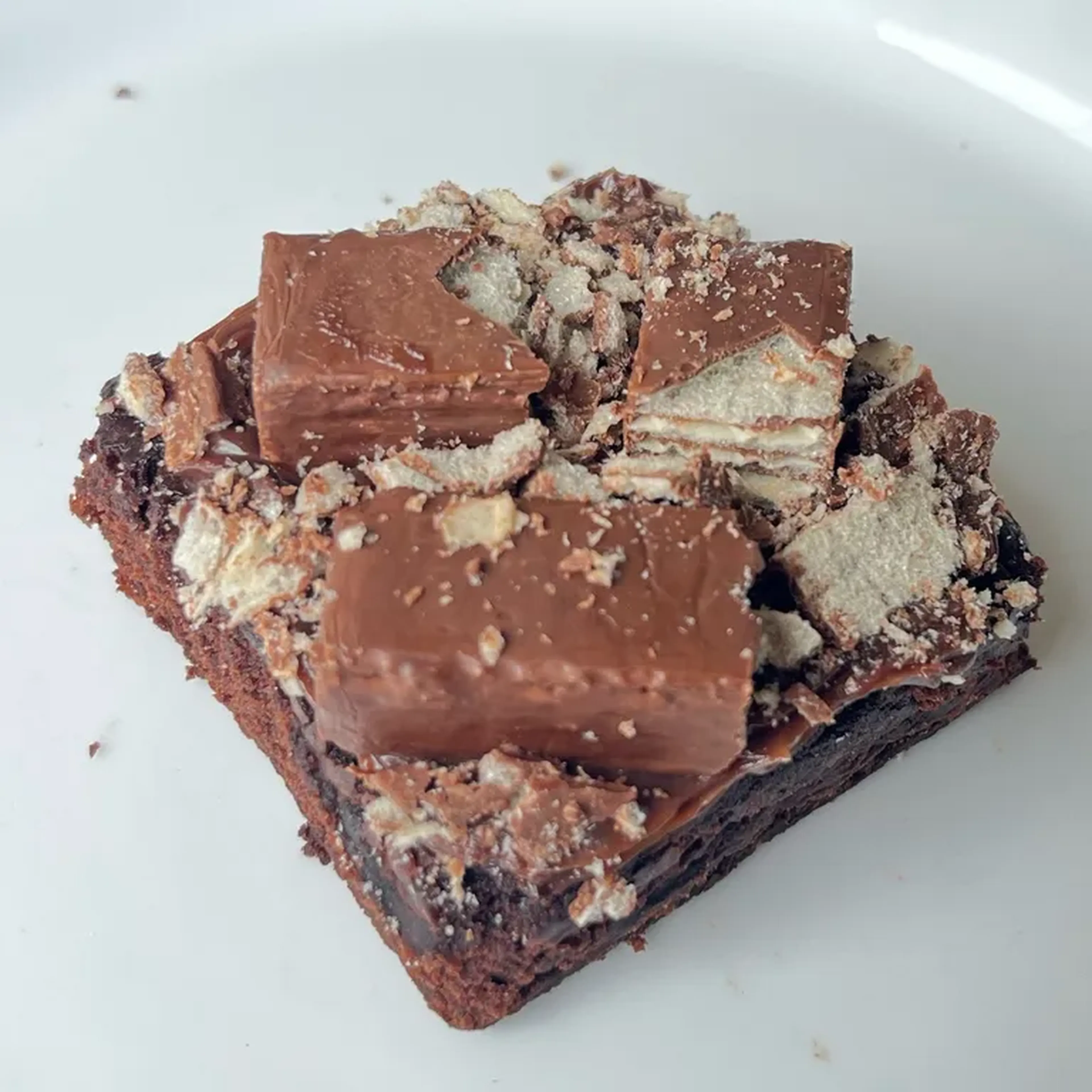 Brownie com Cobertura de Brigadeiro e Bis imagem