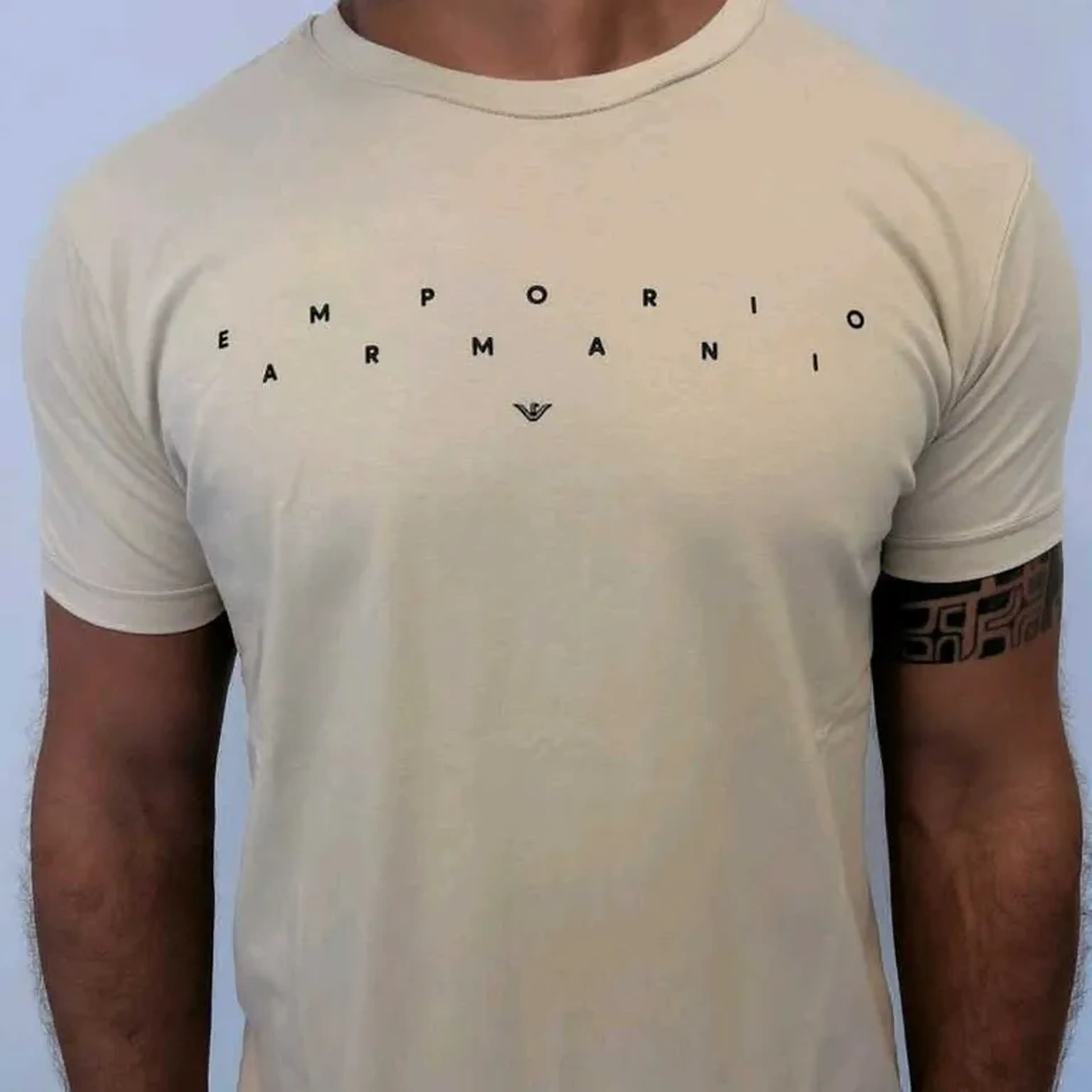 Camiseta Emp Armani bege G imagem