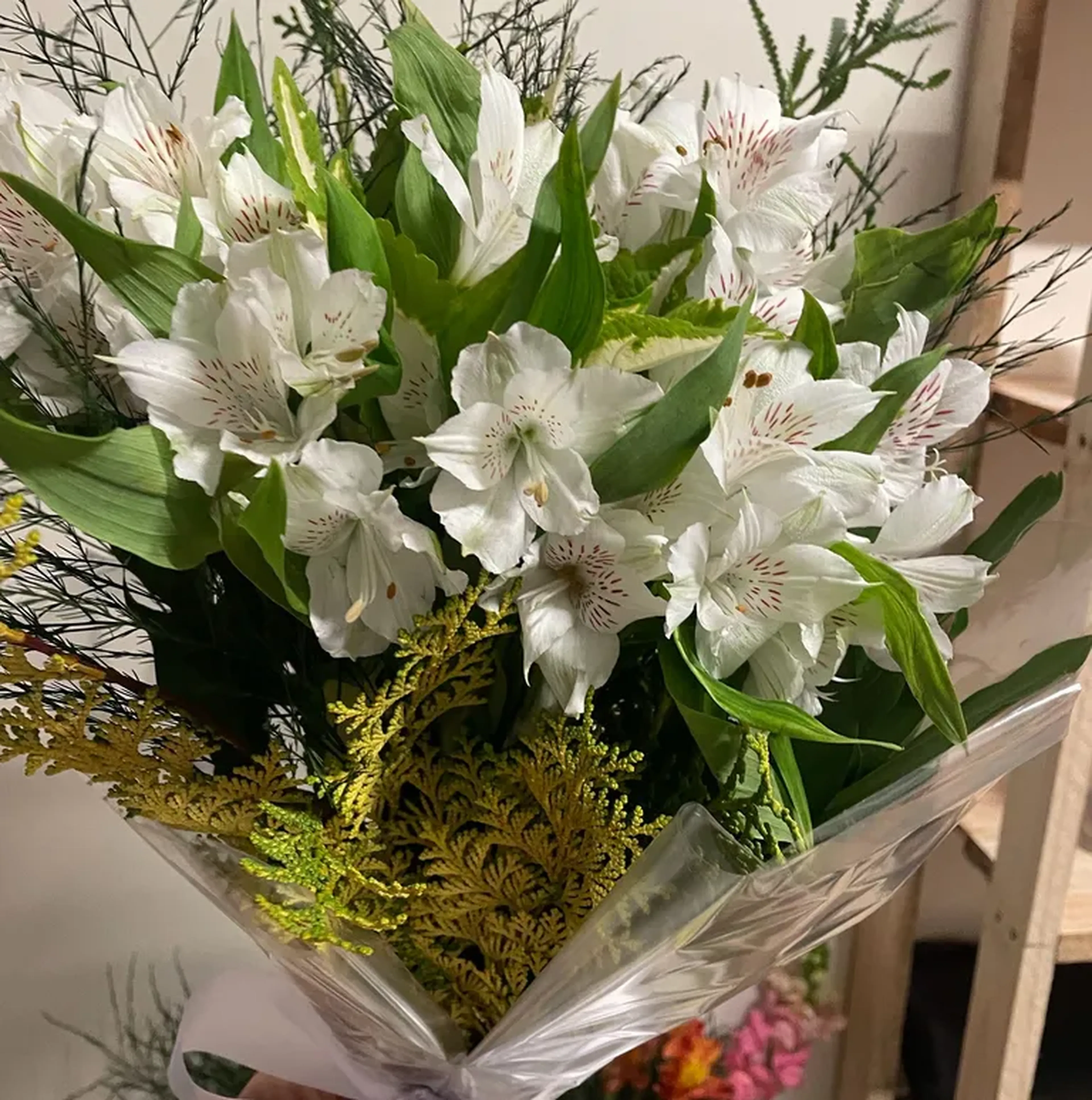 Buquê de Flores Brancas imagem