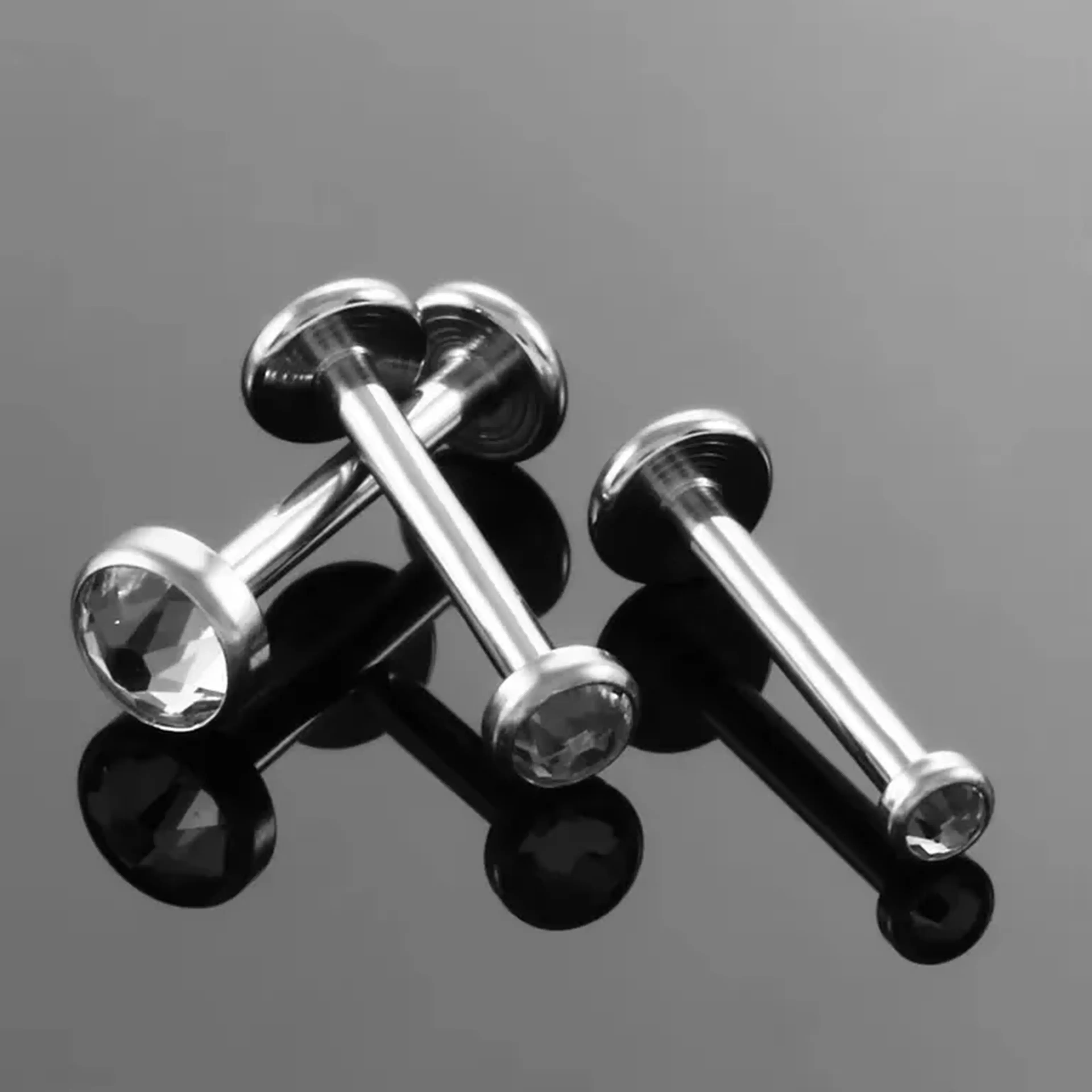 Labret com ponto de luz imagem