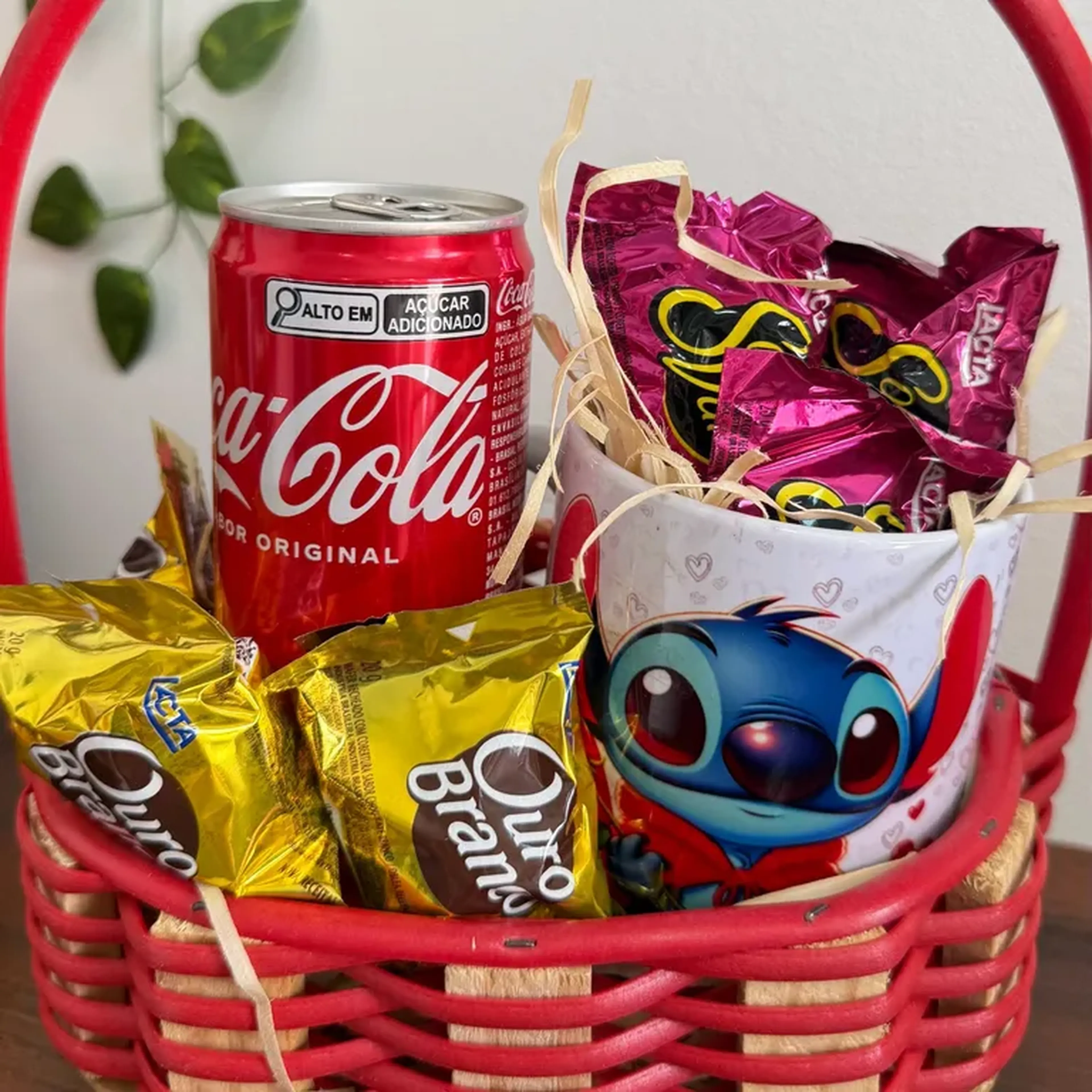 Cesta Feliz Dia Stitch imagem