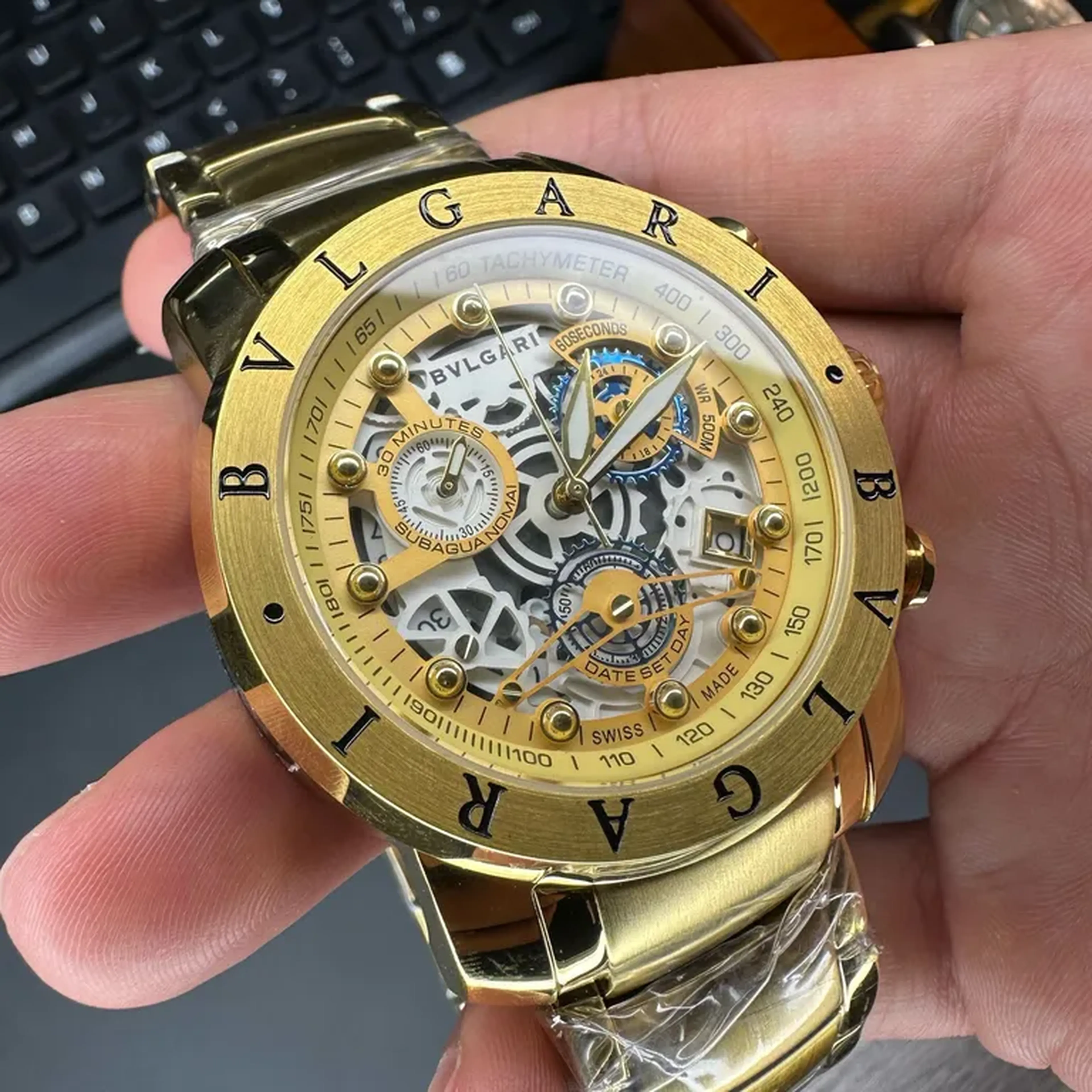 Bvlgari Dourado Eskeleton imagem