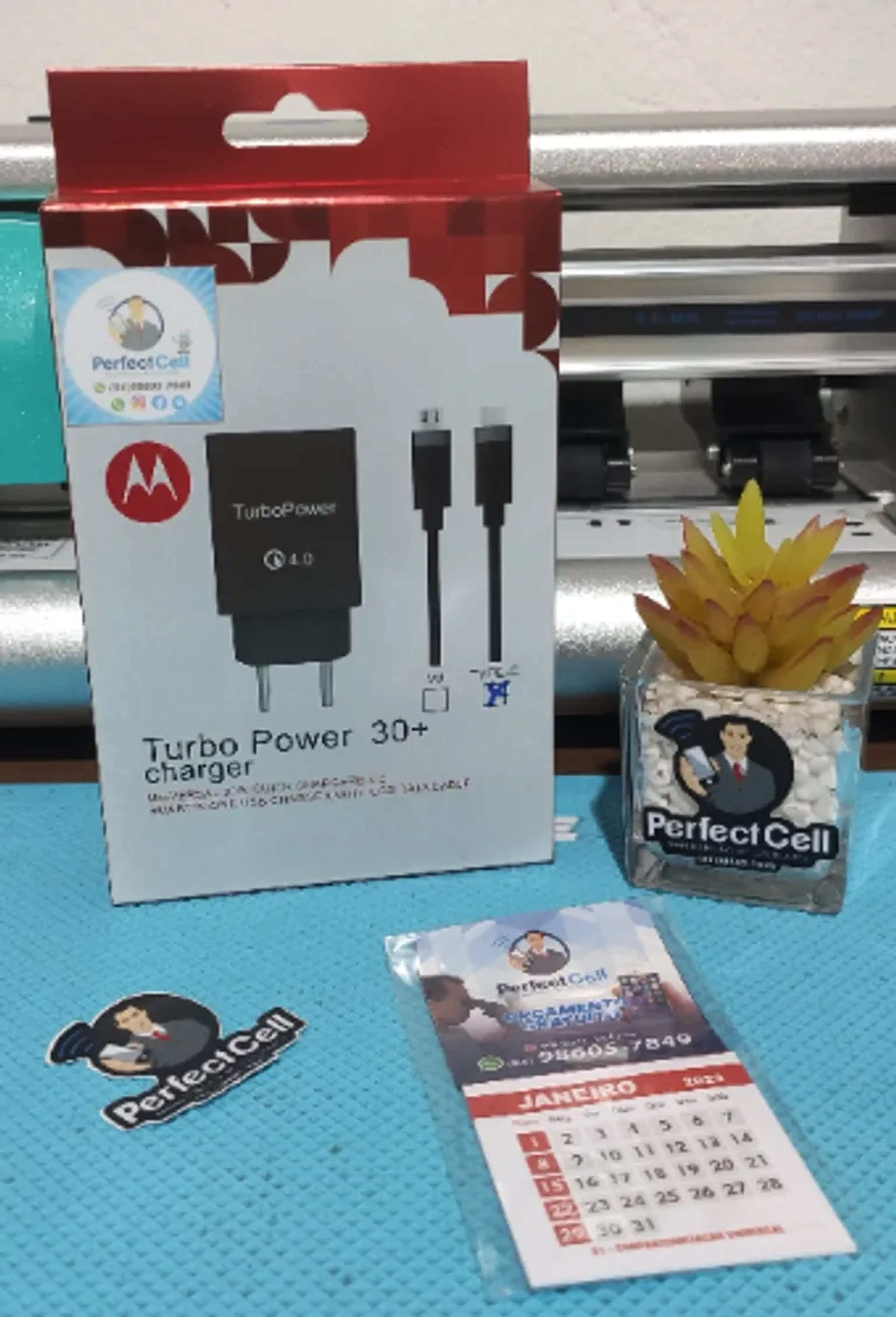 Carregador Turbo Motorola Tipo C e V8 imagem