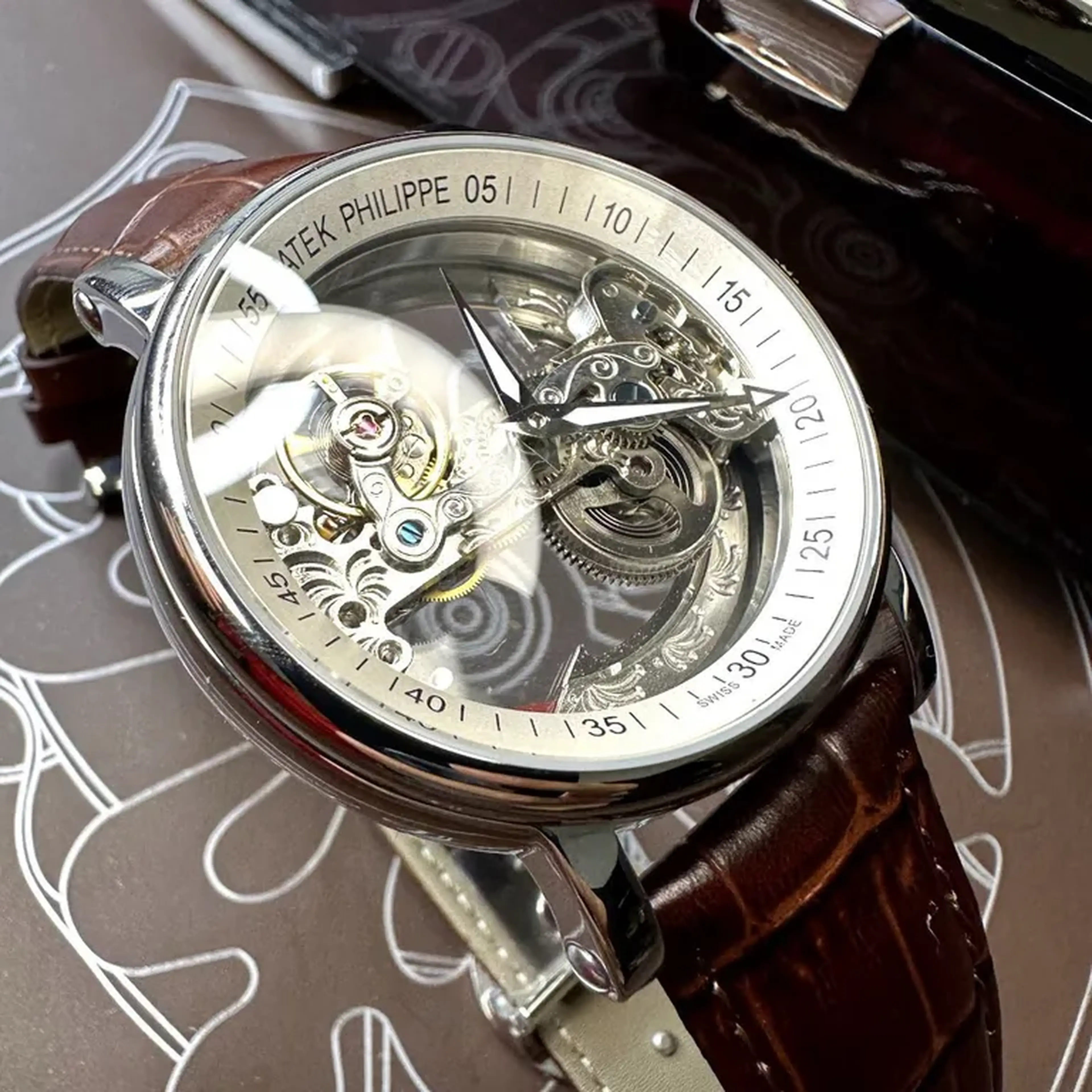 Patek Esqueleto imagem