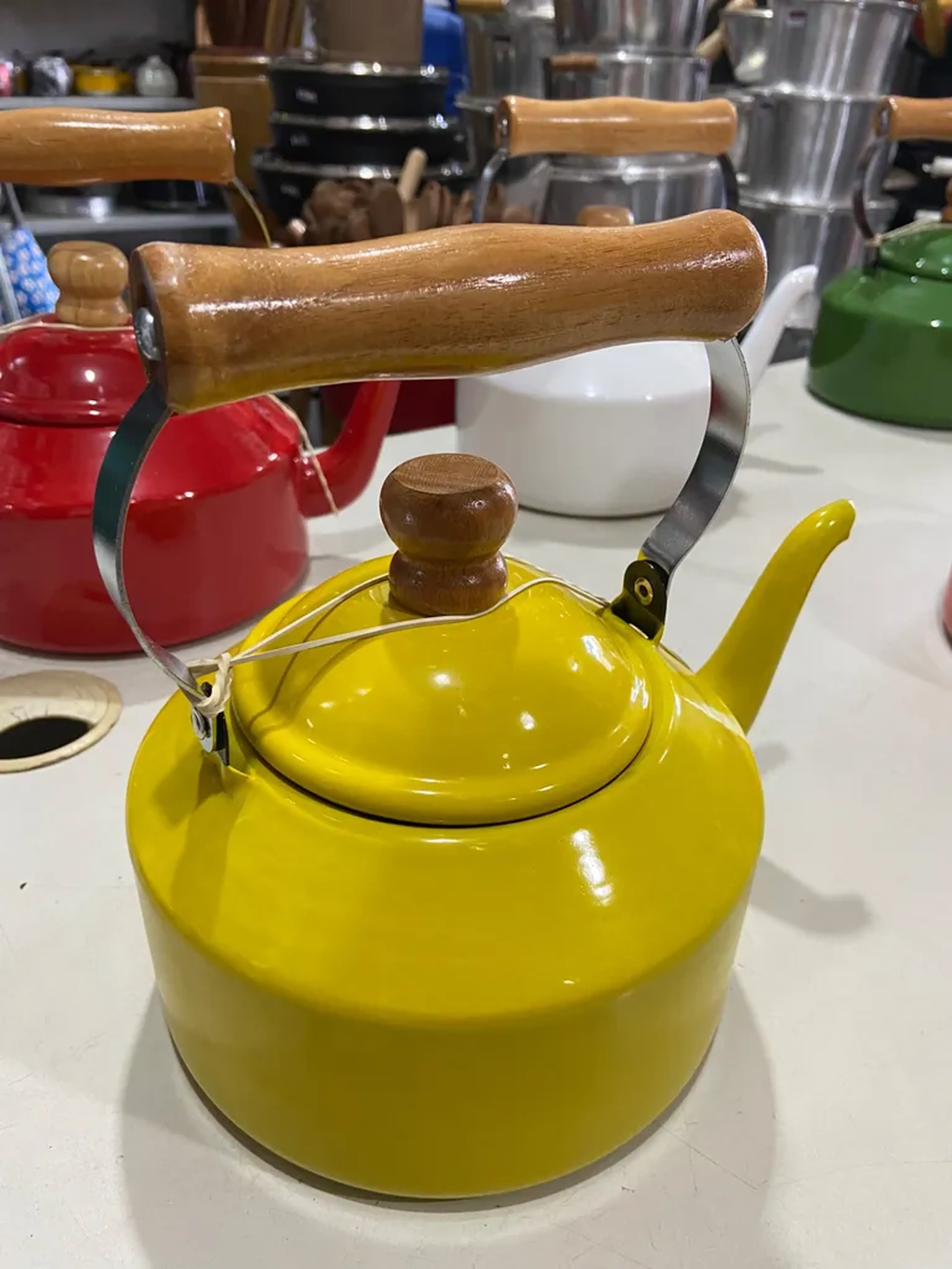 Chaleira Esmaltada imagem