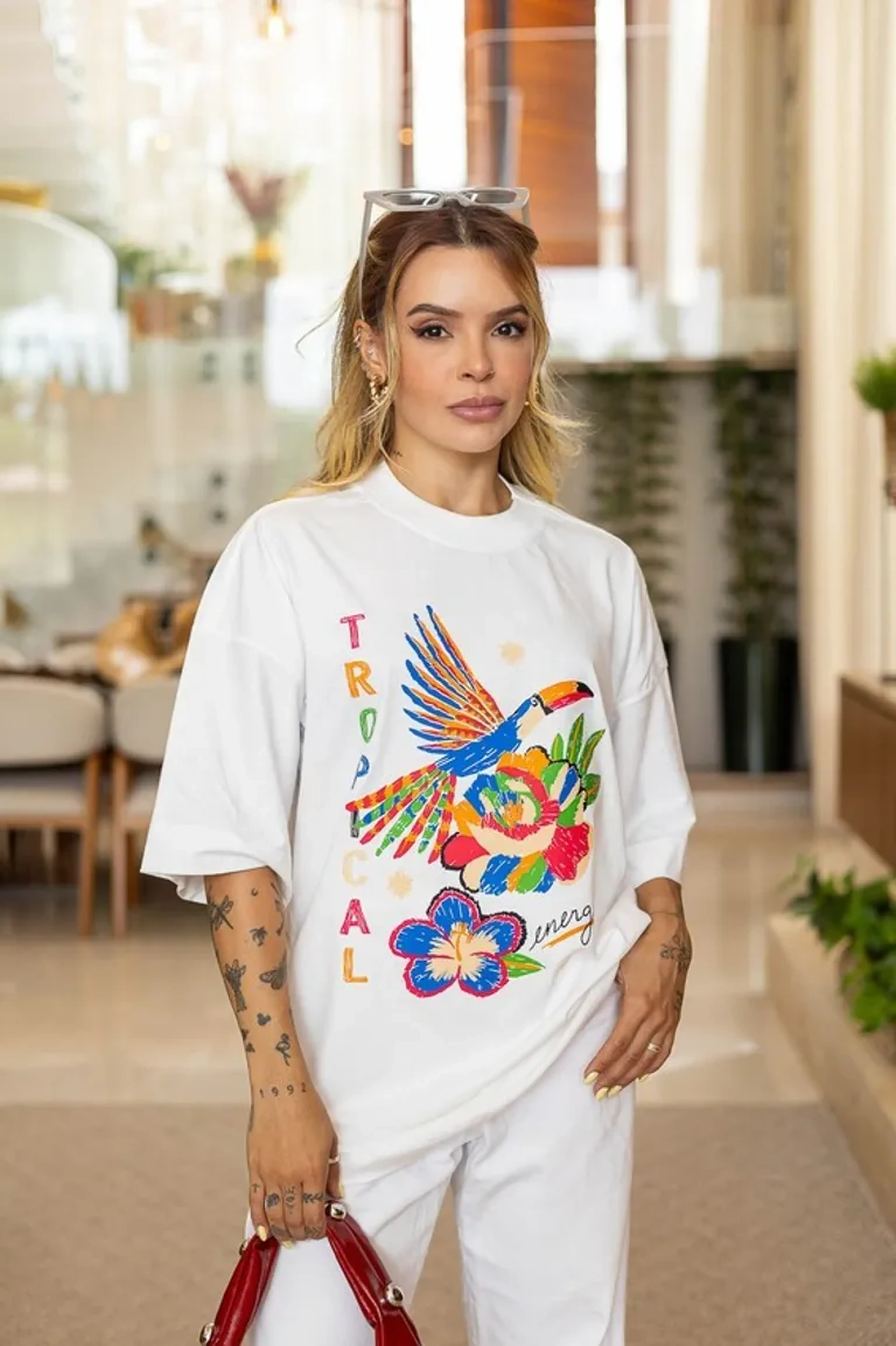 Camiseta Over Tropical Tucano Energia imagem