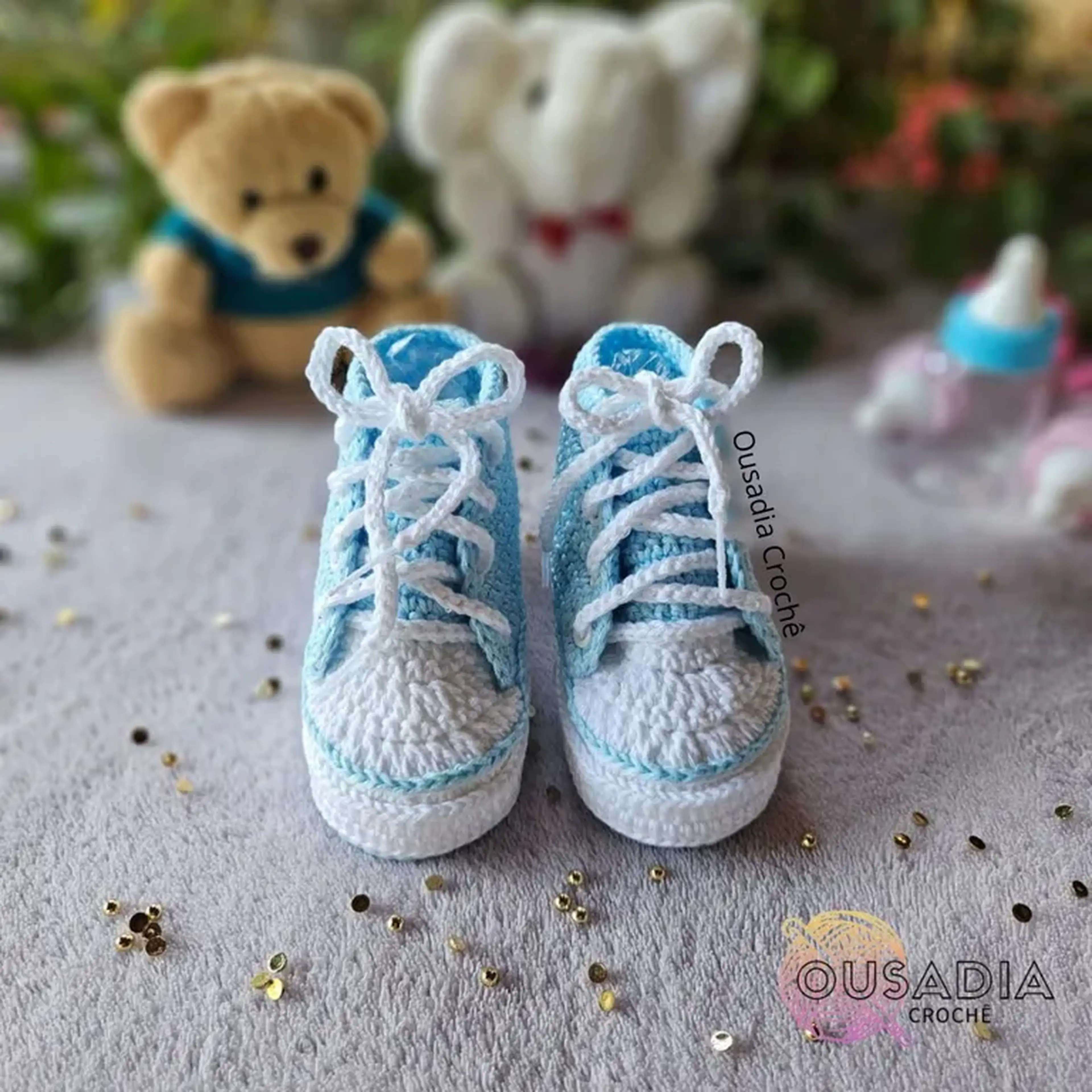 Sapatinho Tênis de Crochê Para Bebê - Azul imagem