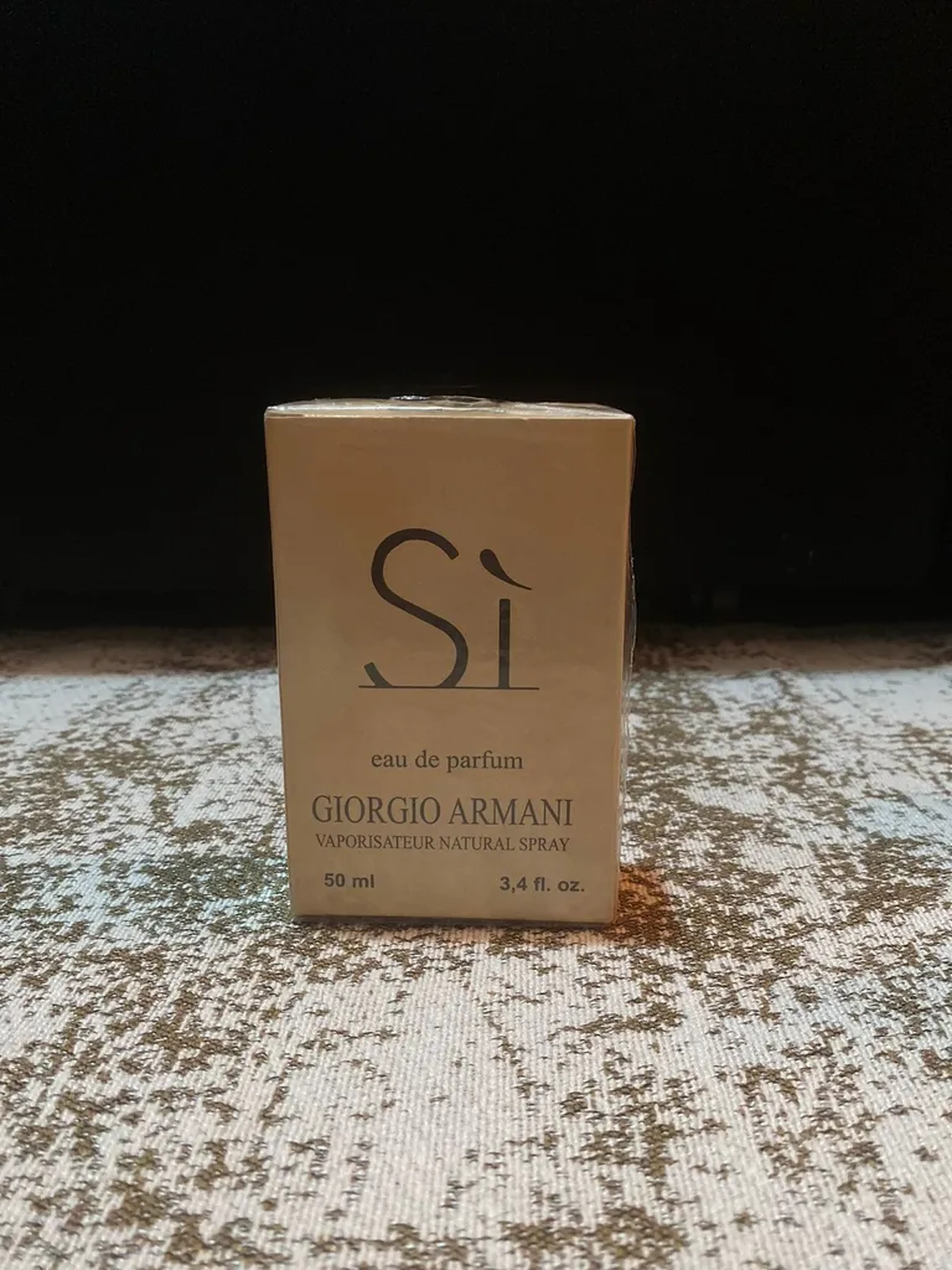 Sì GIORGIO ARMANI imagem